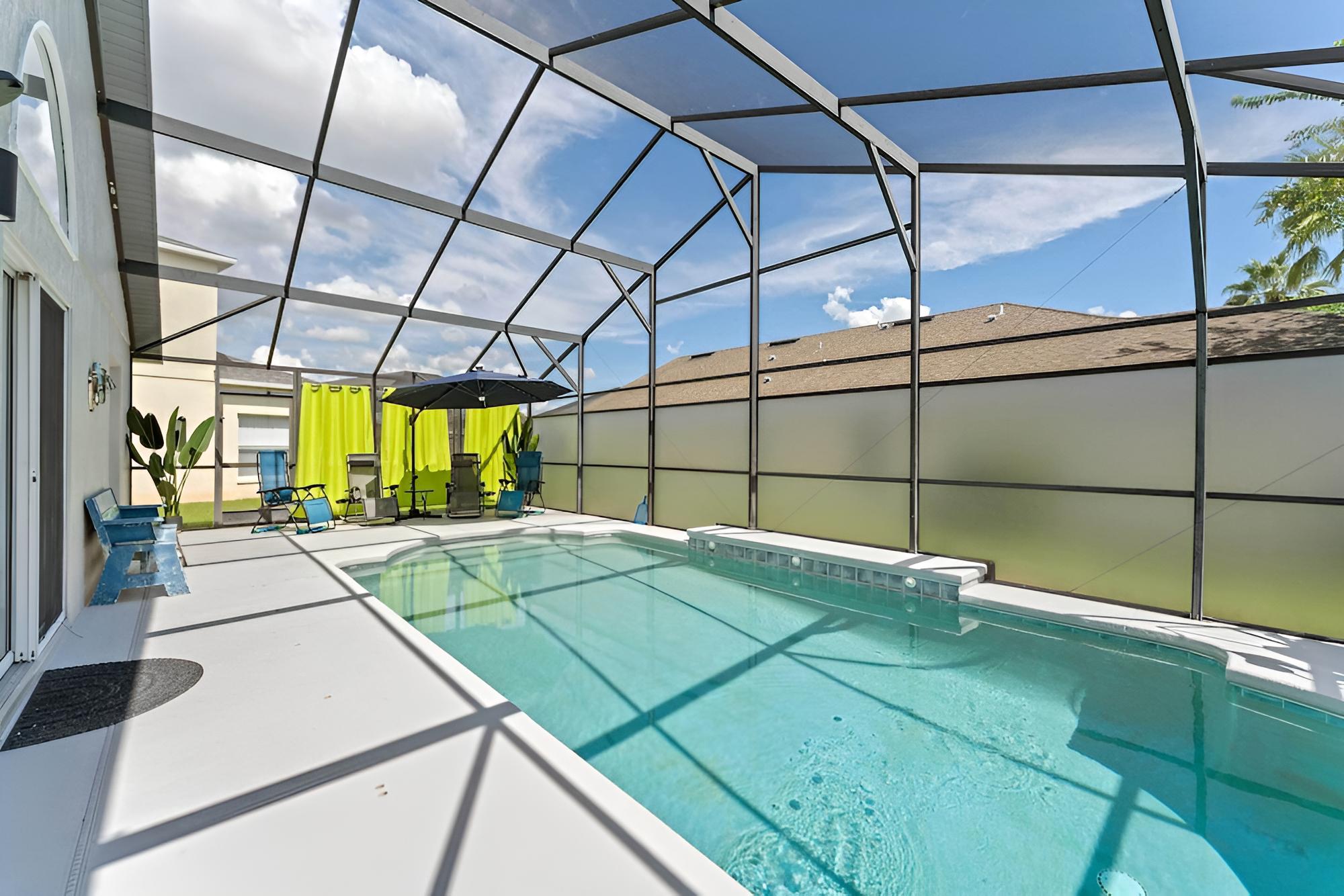 Newly Remodeled Family Home w/ Pool Near Disney!
