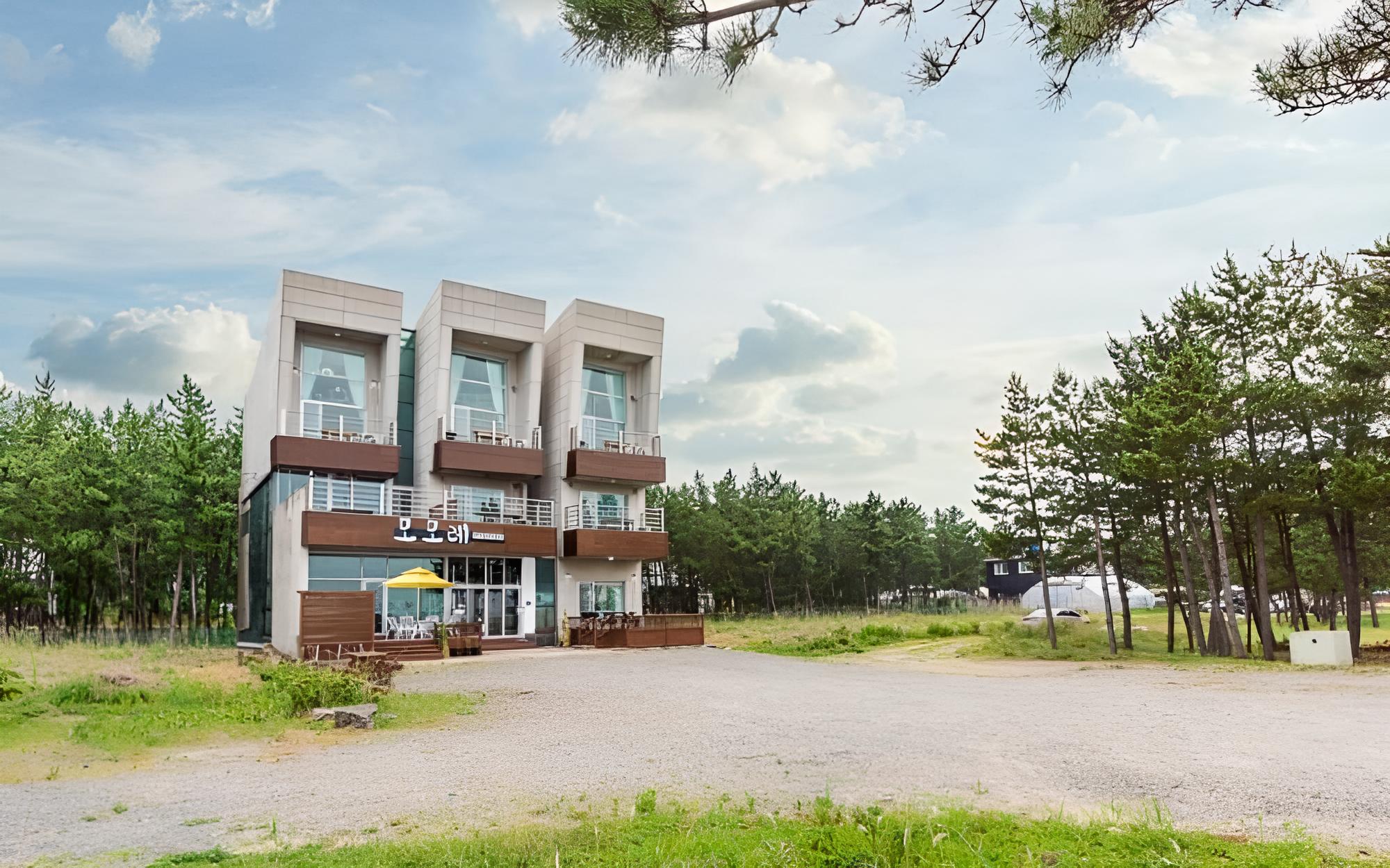 Yangyang Momore Pension