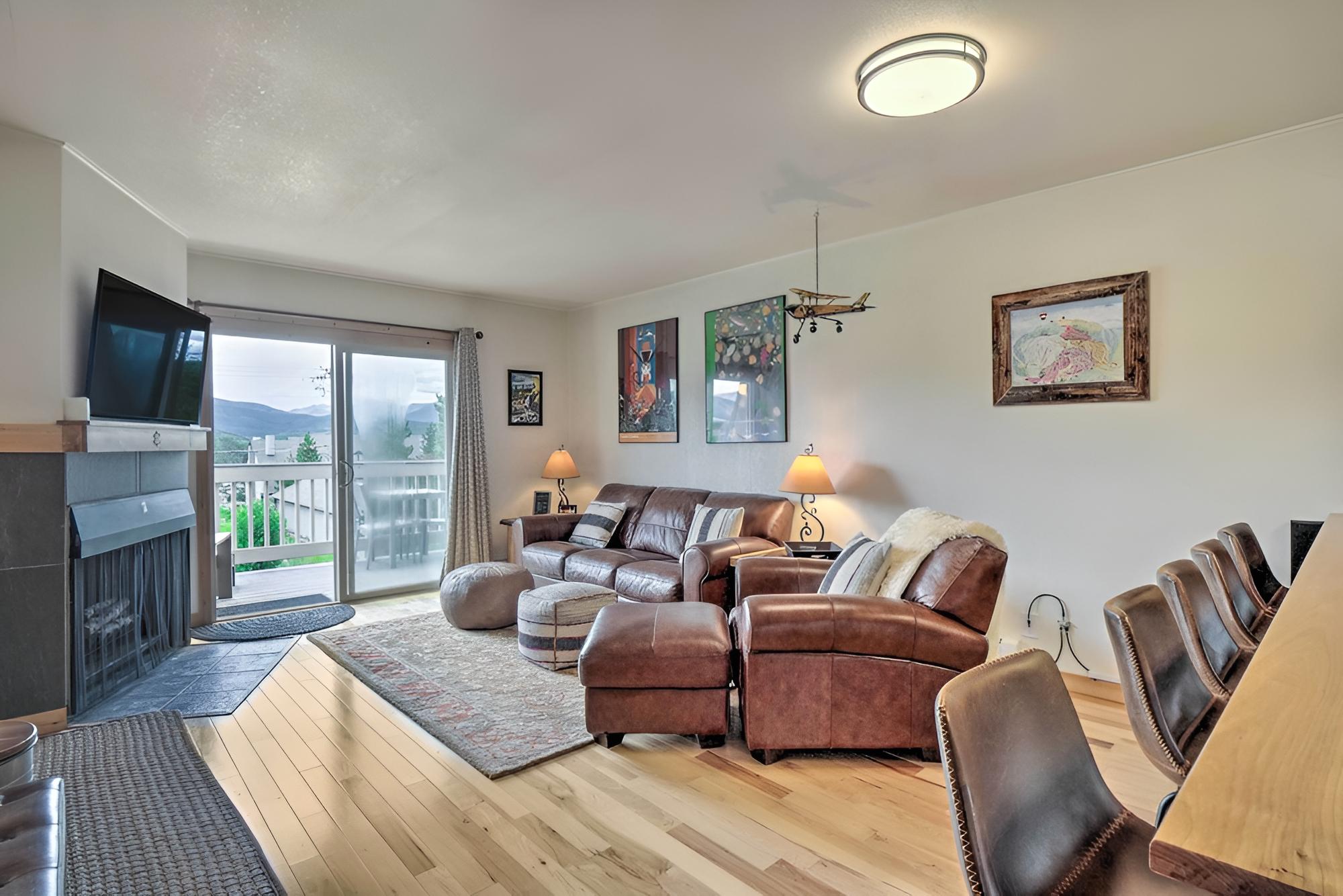 Dog-friendly Fraser Condo w/ View & Amenities