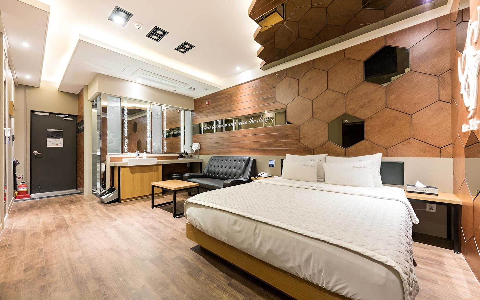 Gyeongju Yolo Unmanned Hotel