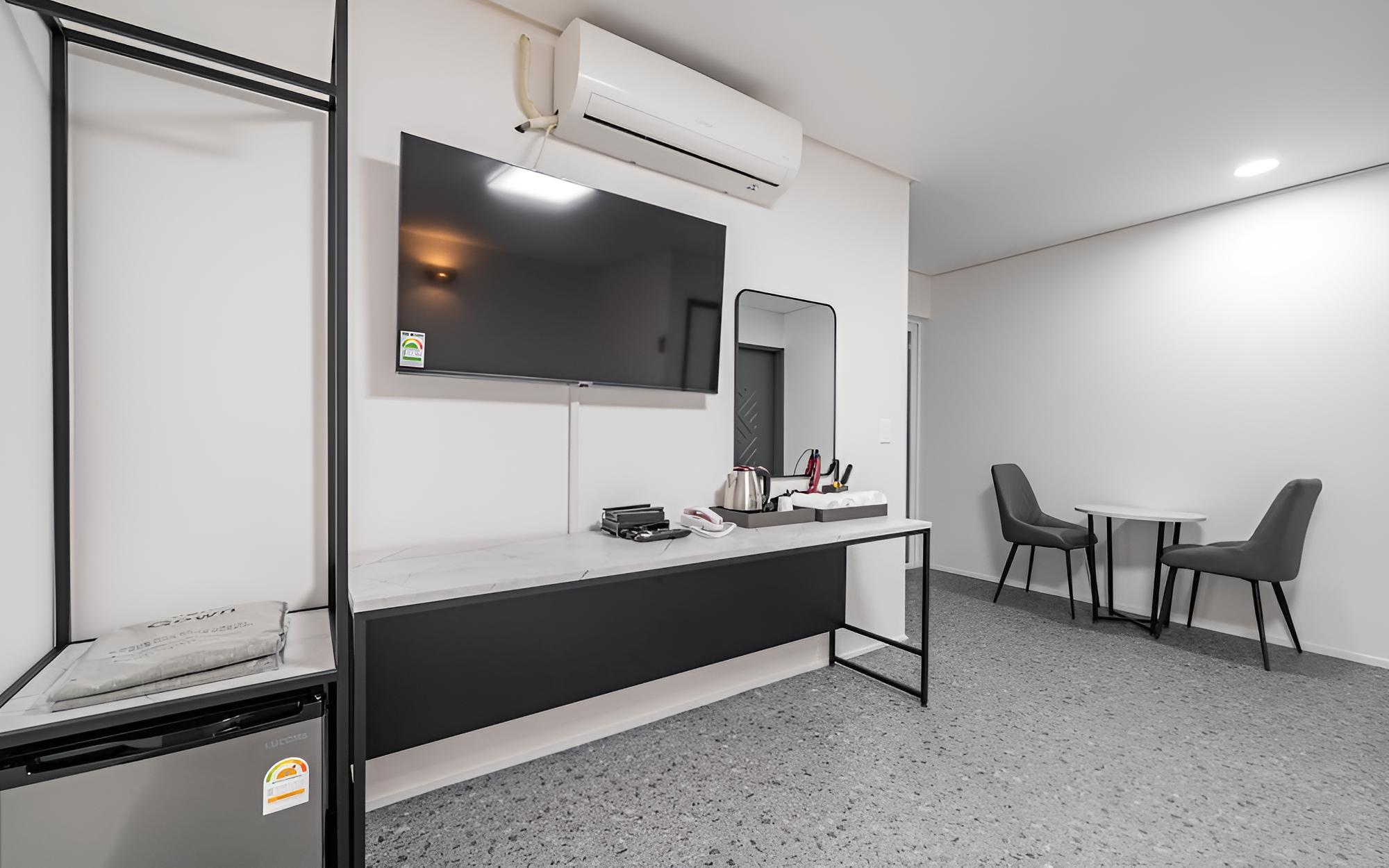 Mungyeong Hotel W