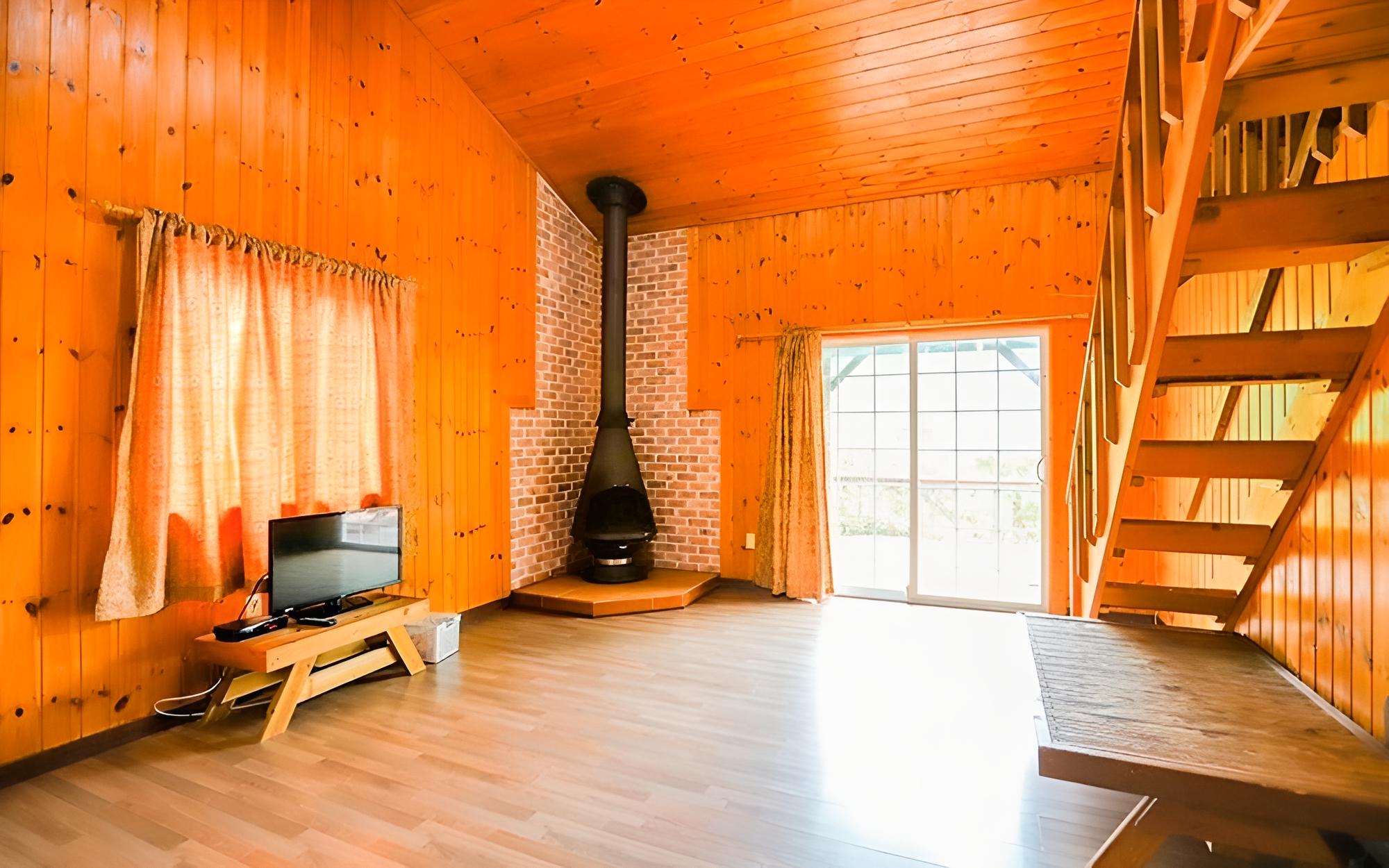 Goseong Gureumwiui Sanchaek Pension