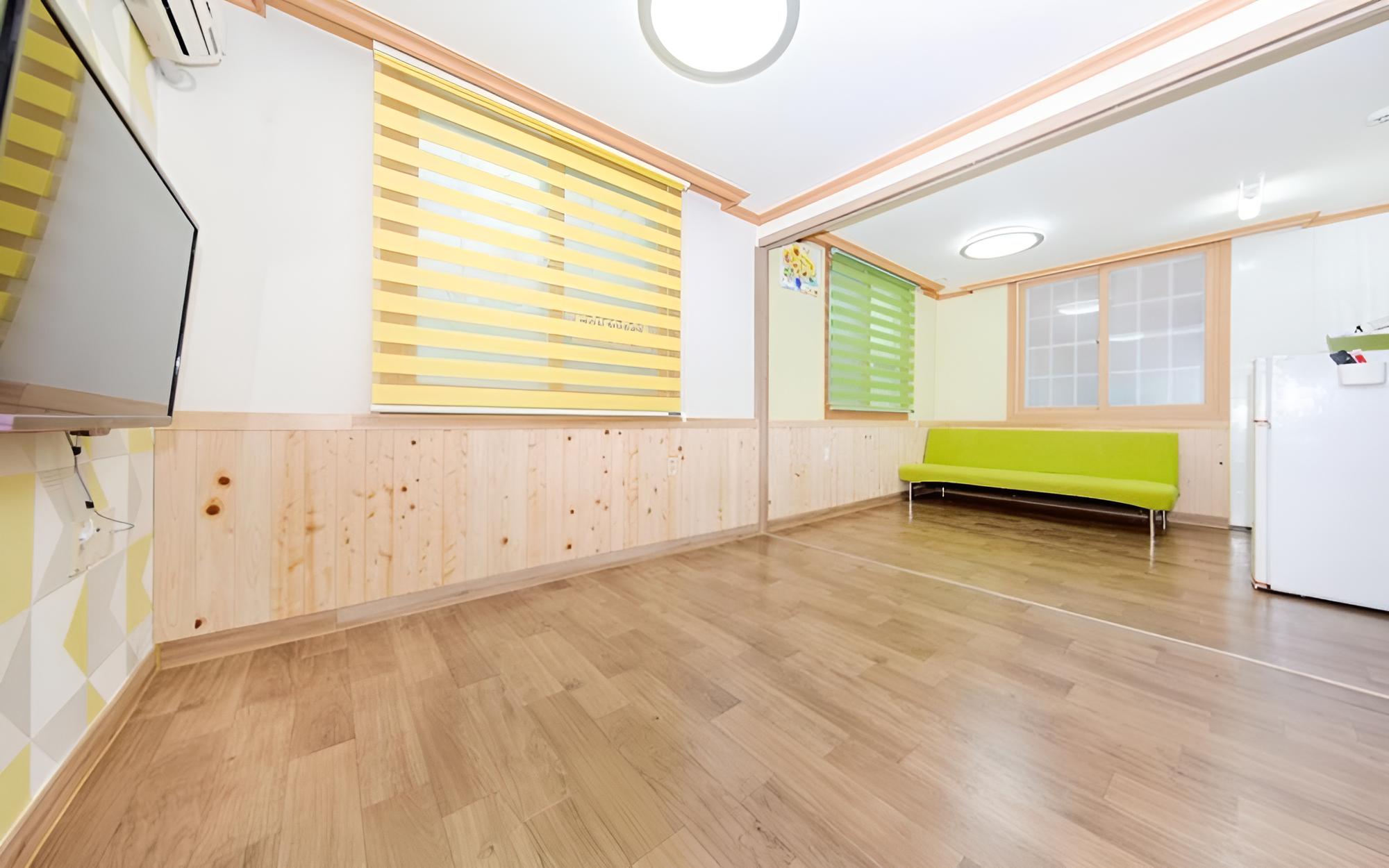 Boryeong Haebaragi Pension