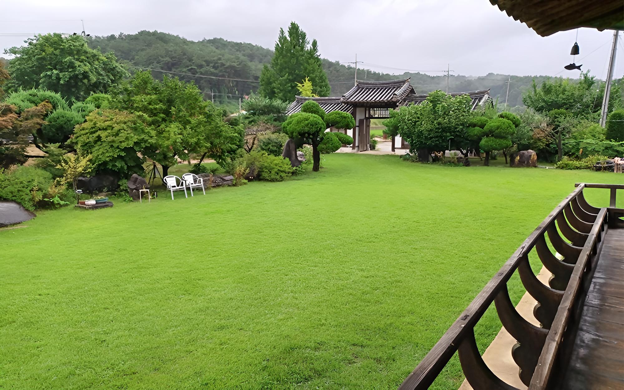 Andong Hakbong Jongtaek view 2