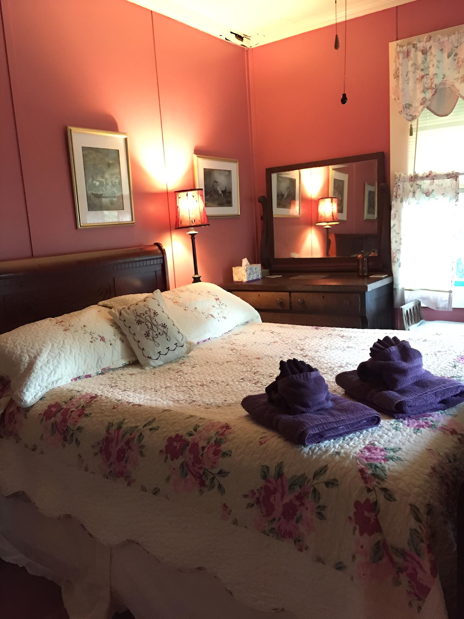 Maureen's Bed & Breakfast
