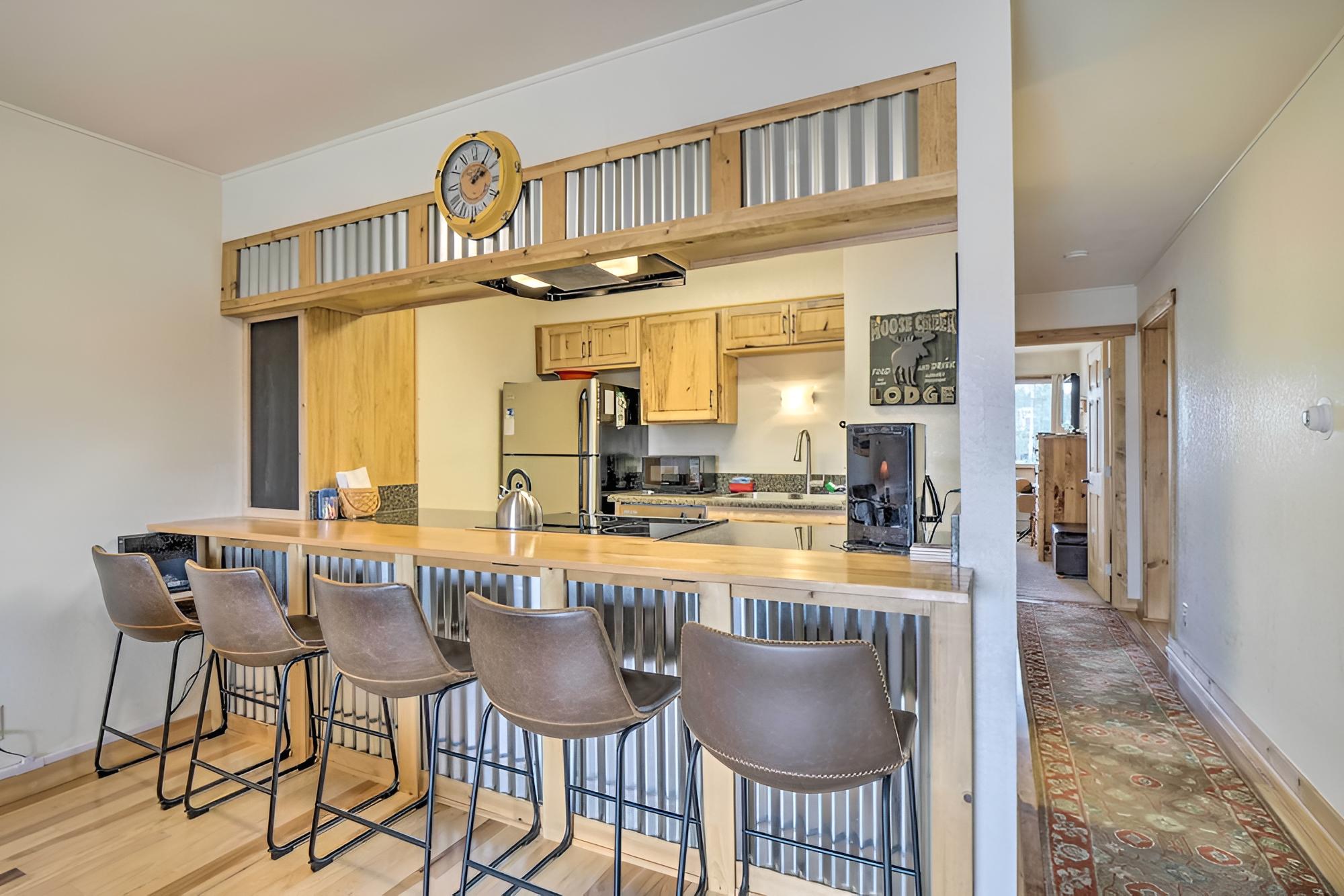 Dog-friendly Fraser Condo w/ View & Amenities
