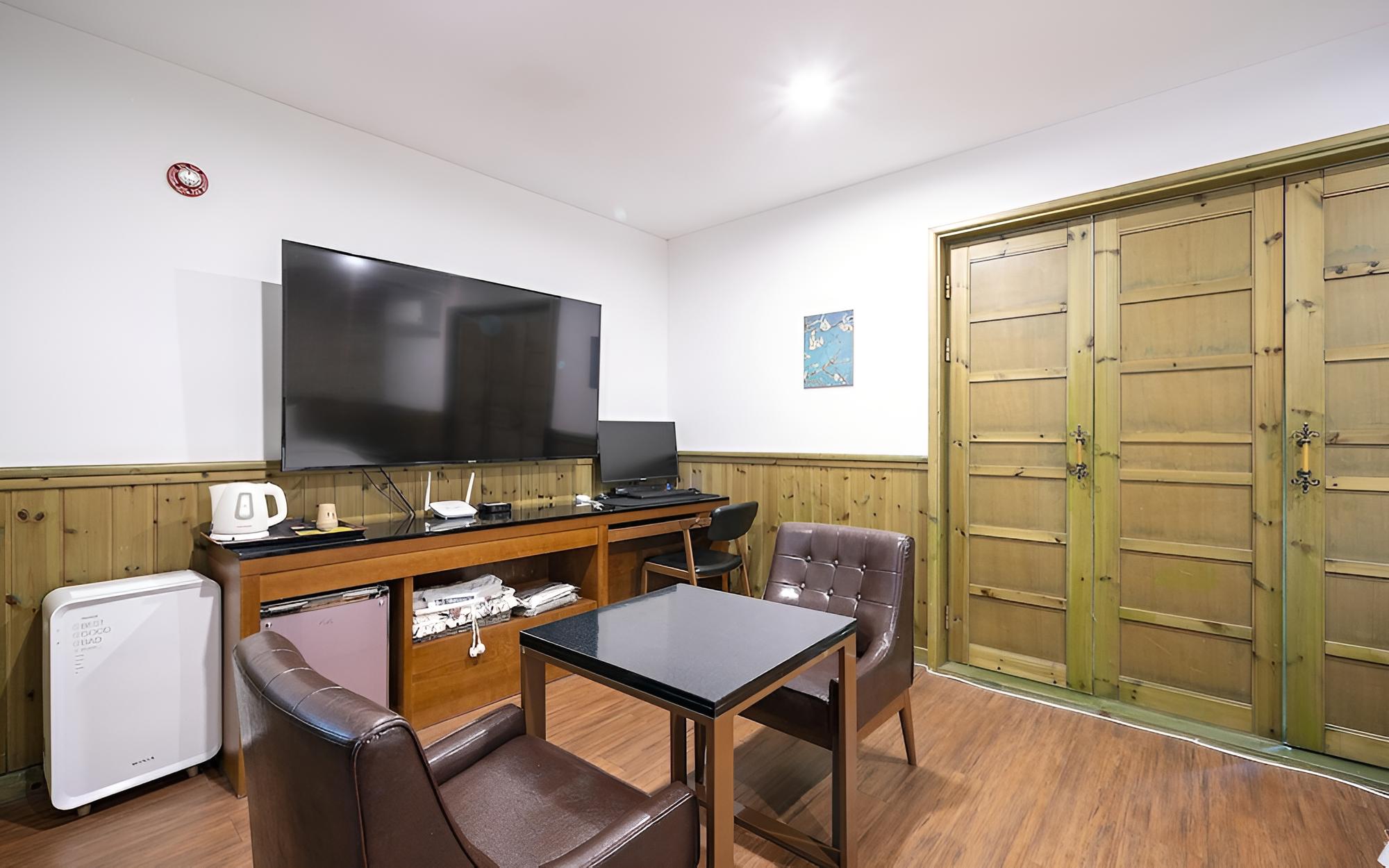 Chungju Toronto Hotel