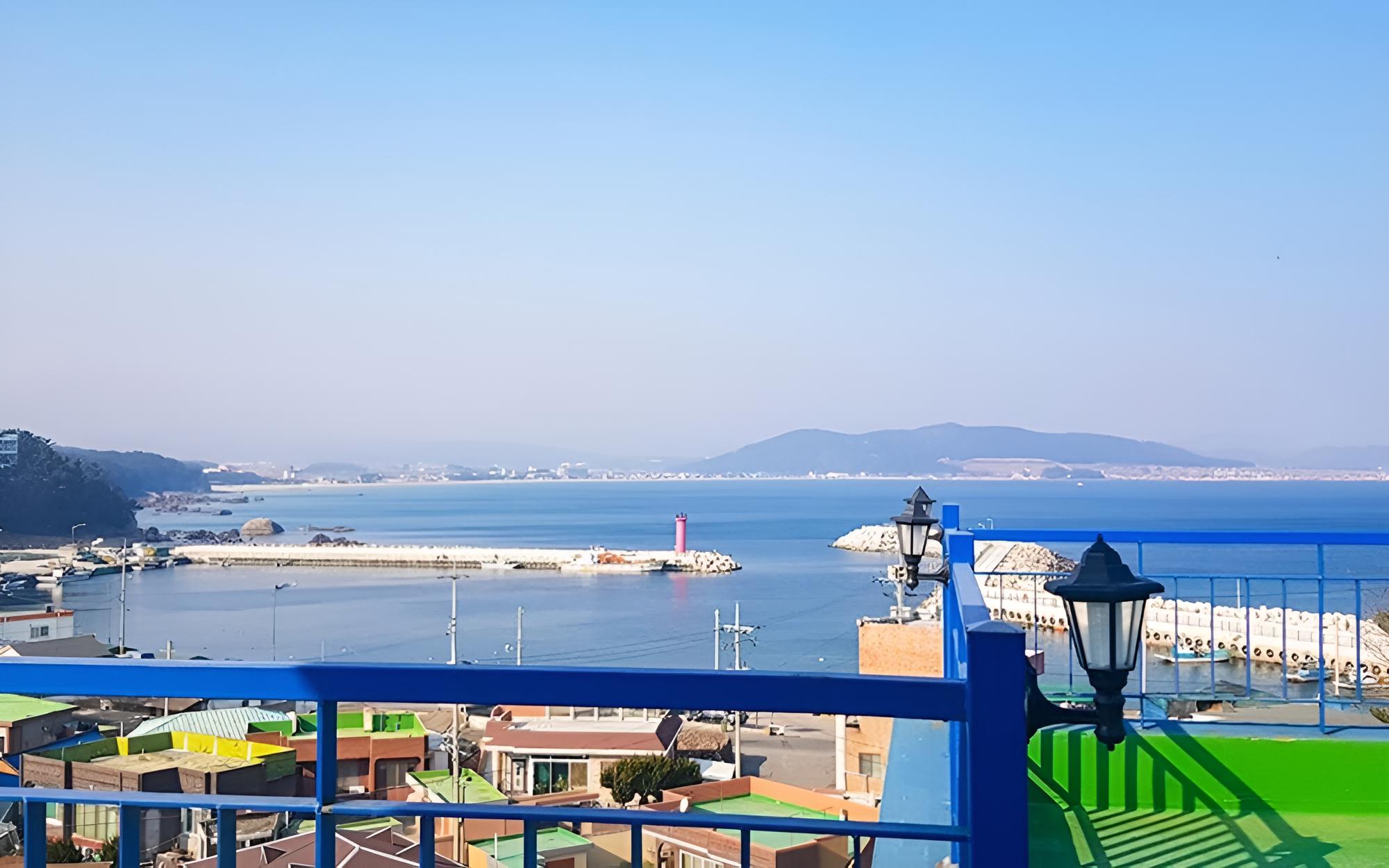 Pohang Sea and Bamboo Pension