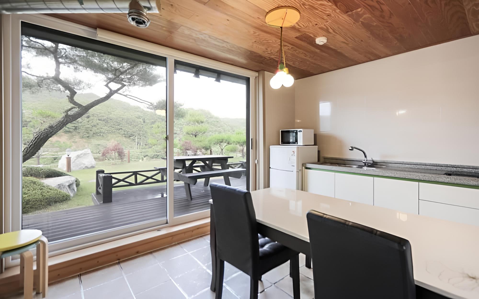 Hongcheon Lama Richa Pension
