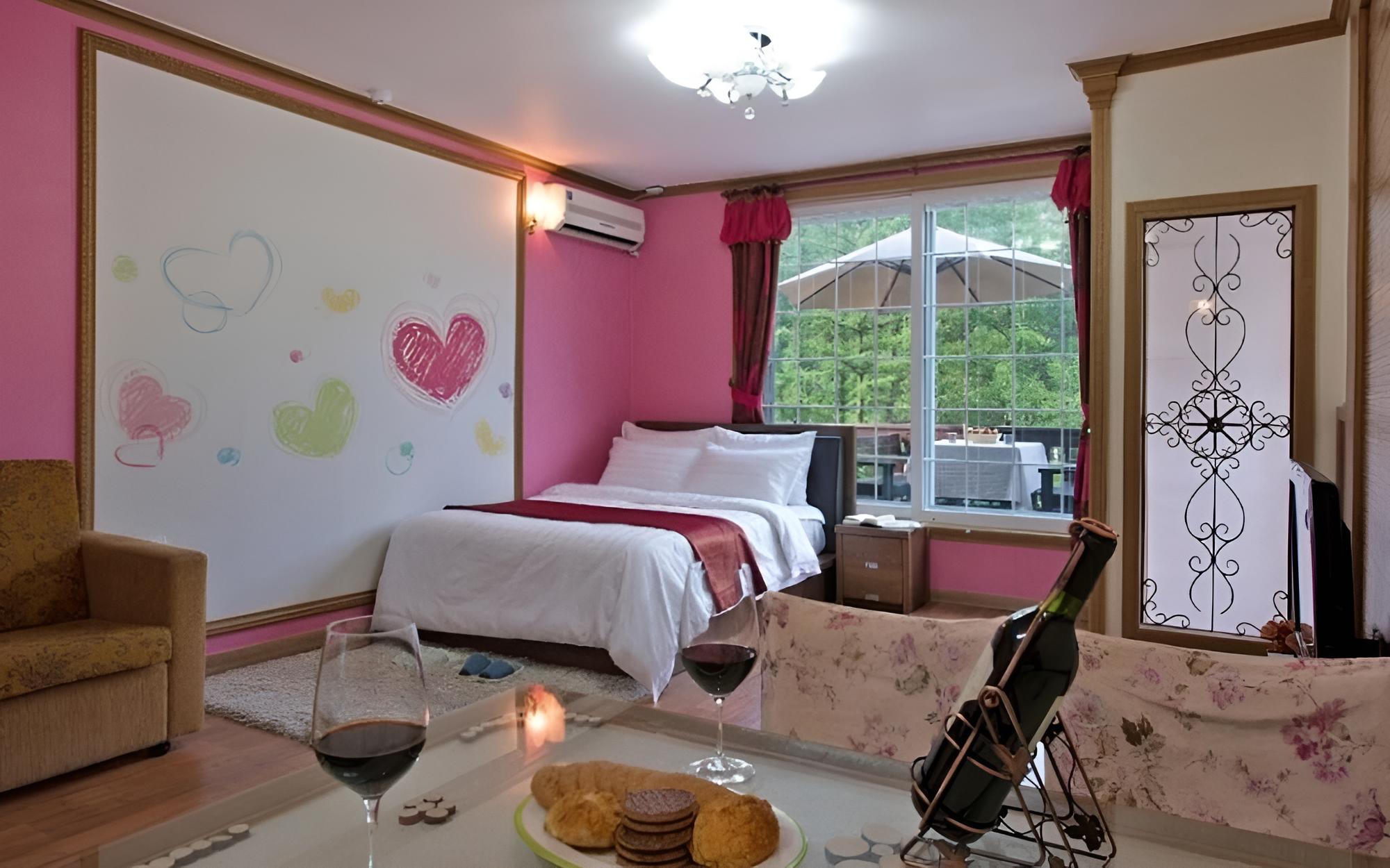 Hongcheon Bogeumjari Pension