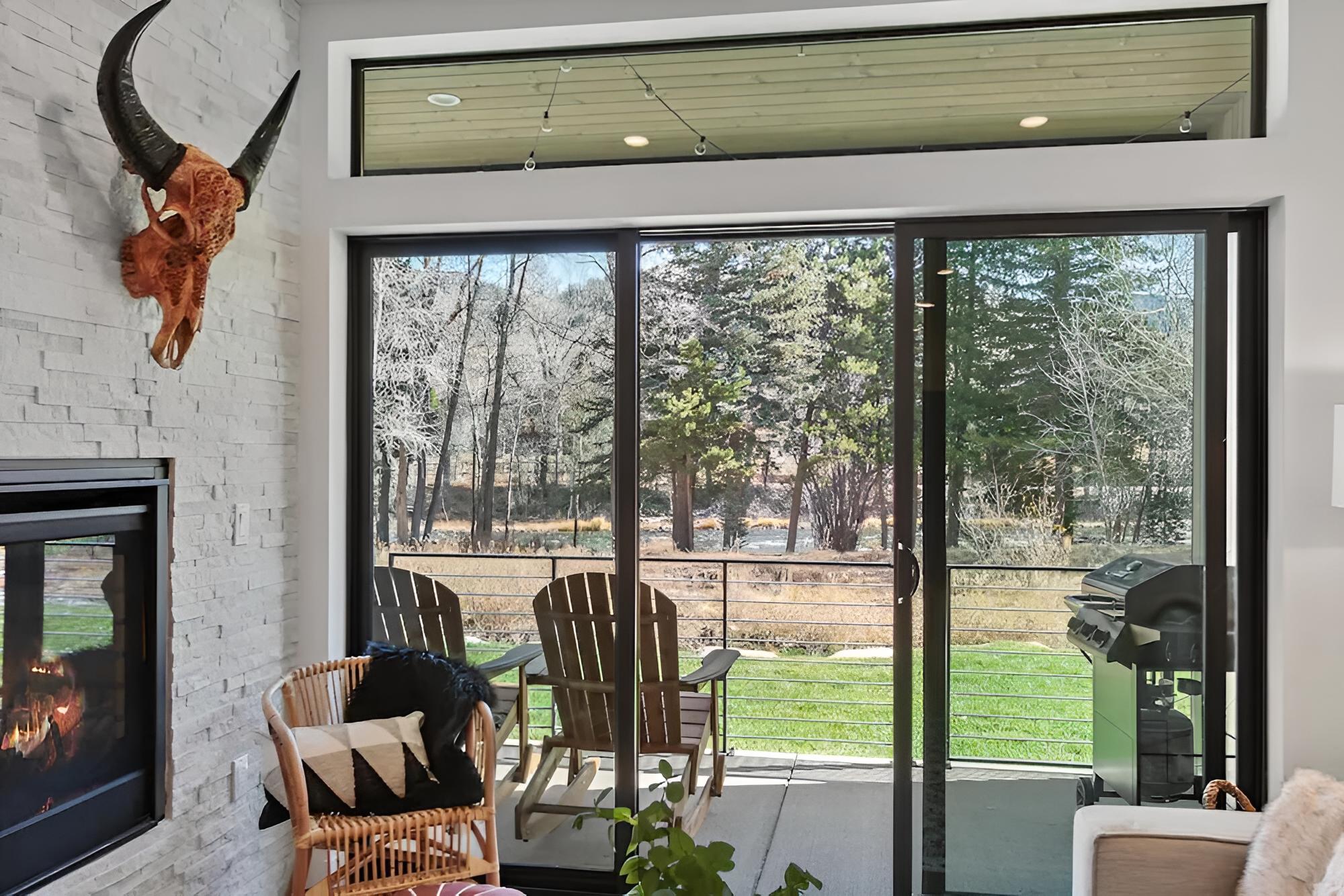 New Luxury Condo River View Sounds Patio Hot Tub, Bilde 33