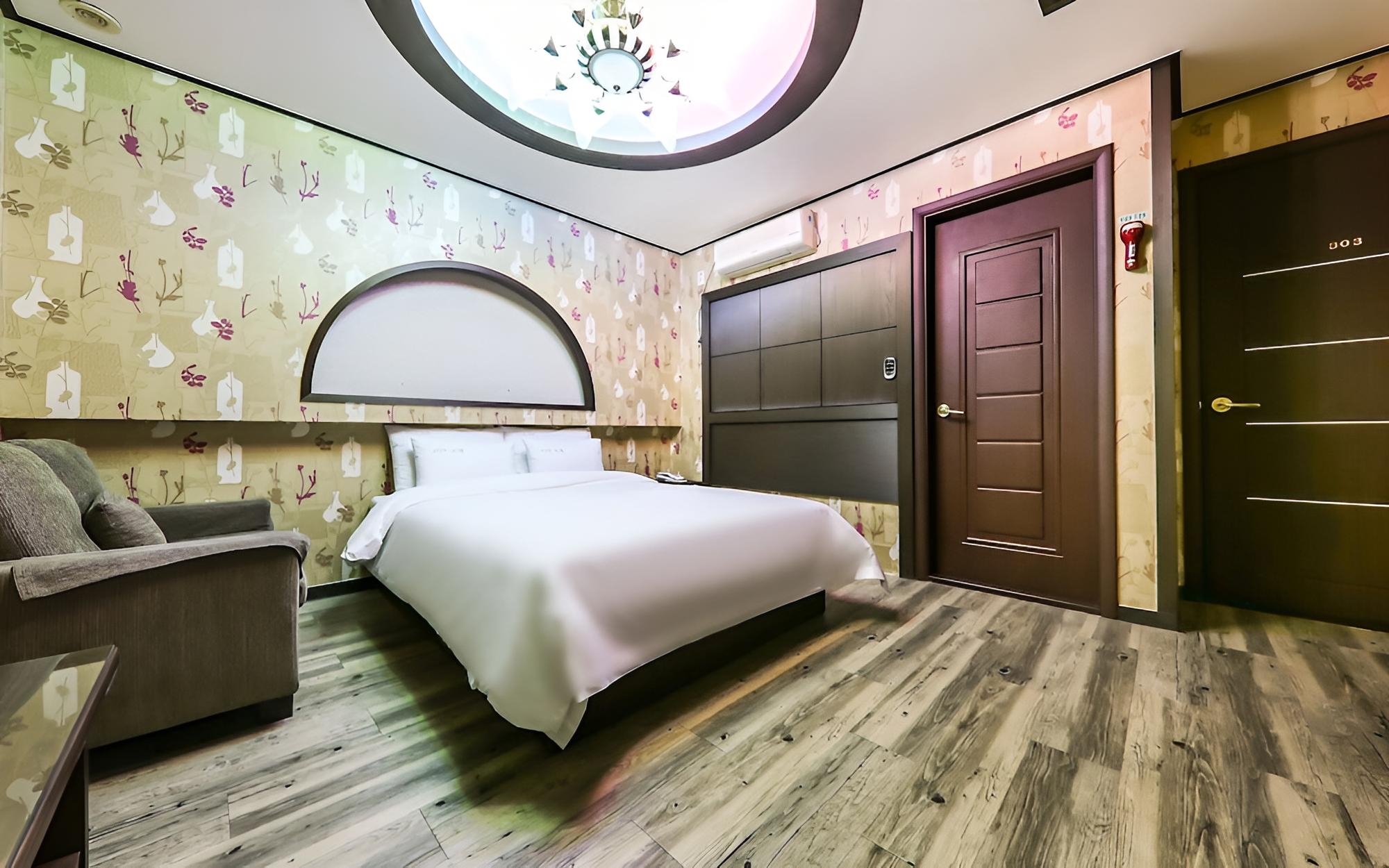 Hongseong Joy Motel