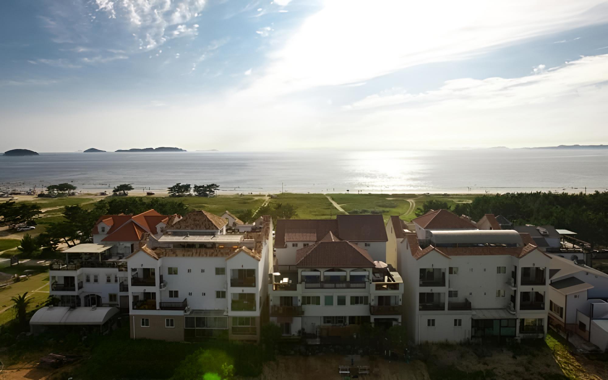 Taean Napoli Pension view 2