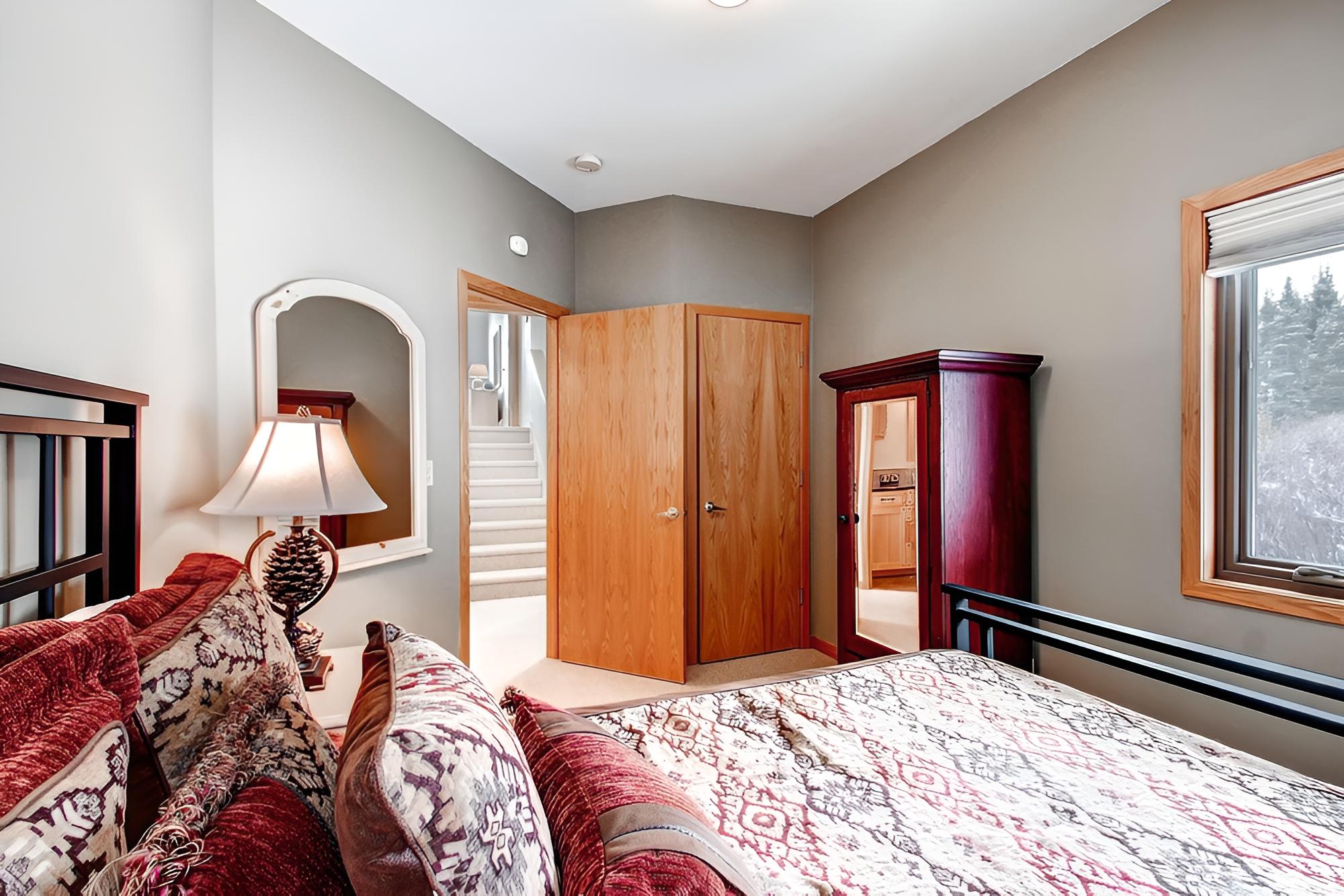 Mountaineer Townhomes M1 By Peak Property Management