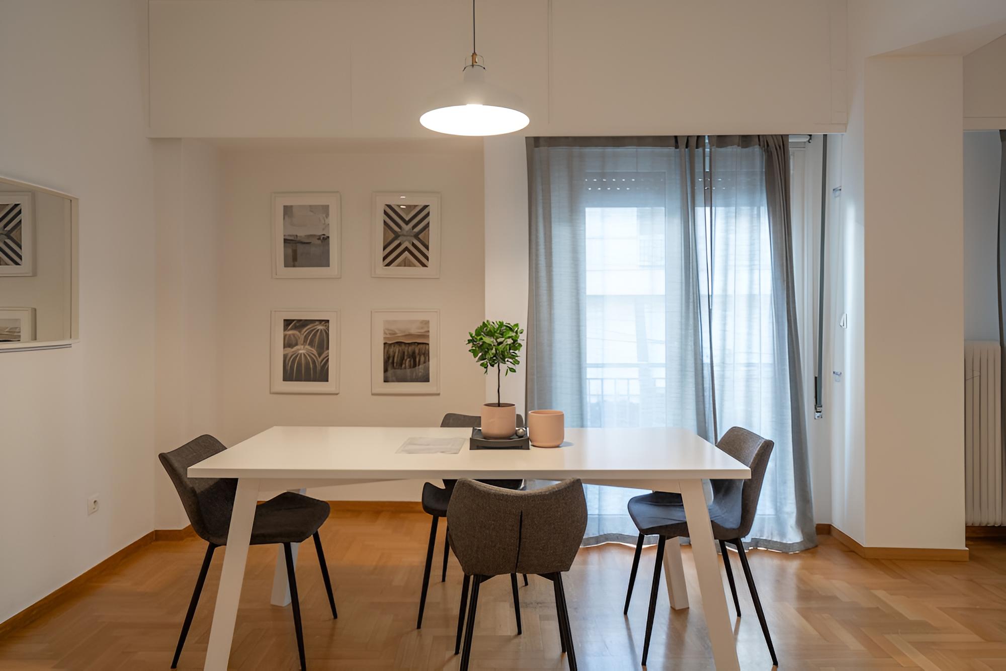 Zan Moreas Beautiful Apt in Koukaki