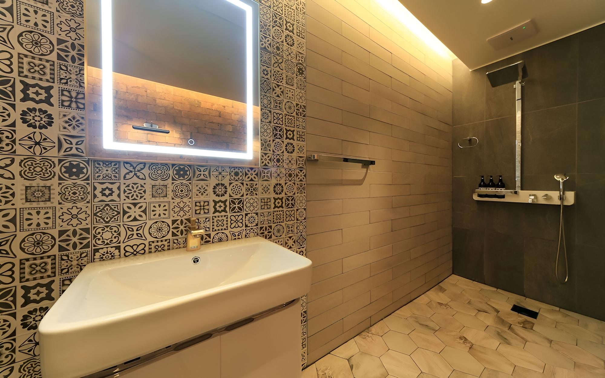 Ulsan Jinjangdong Samsungjang Hotel