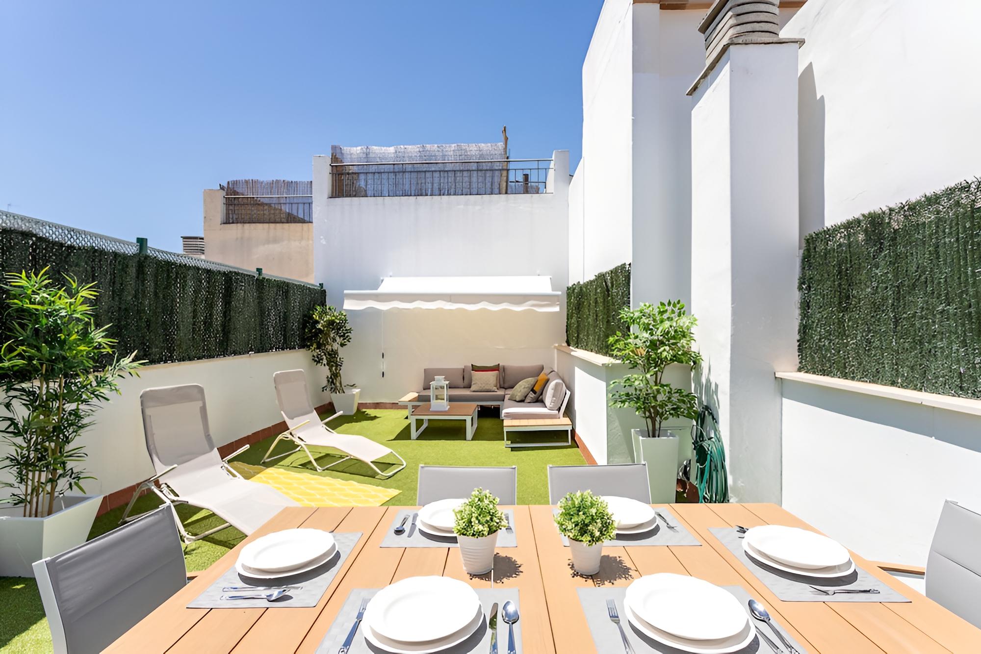 Duplex 2 Bd & Private Terrace Best Location. Francos Terrace VI view 5