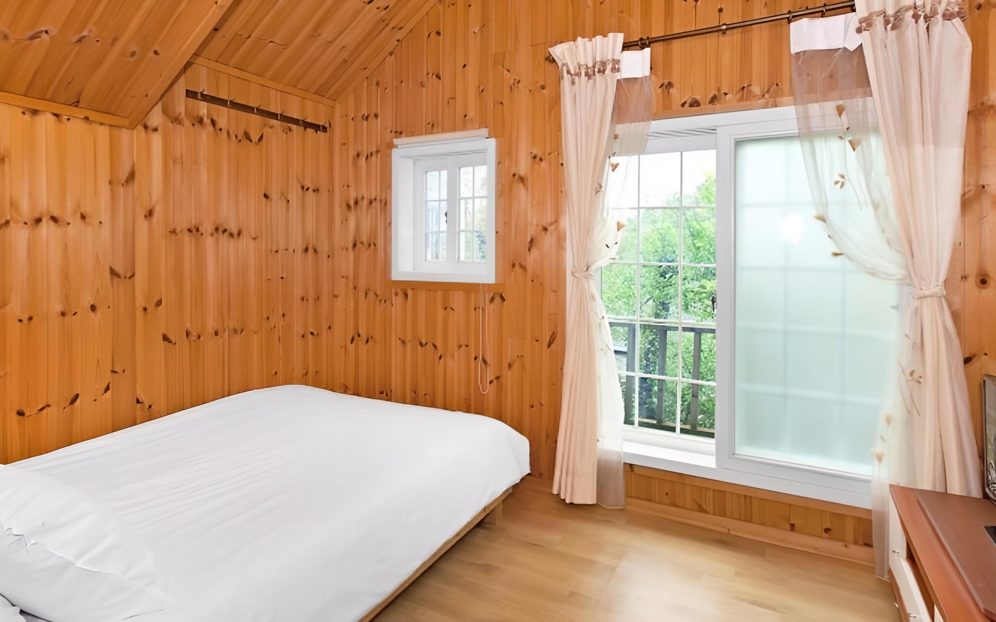 Pocheon Yeoujae Sanjang Pension view 5