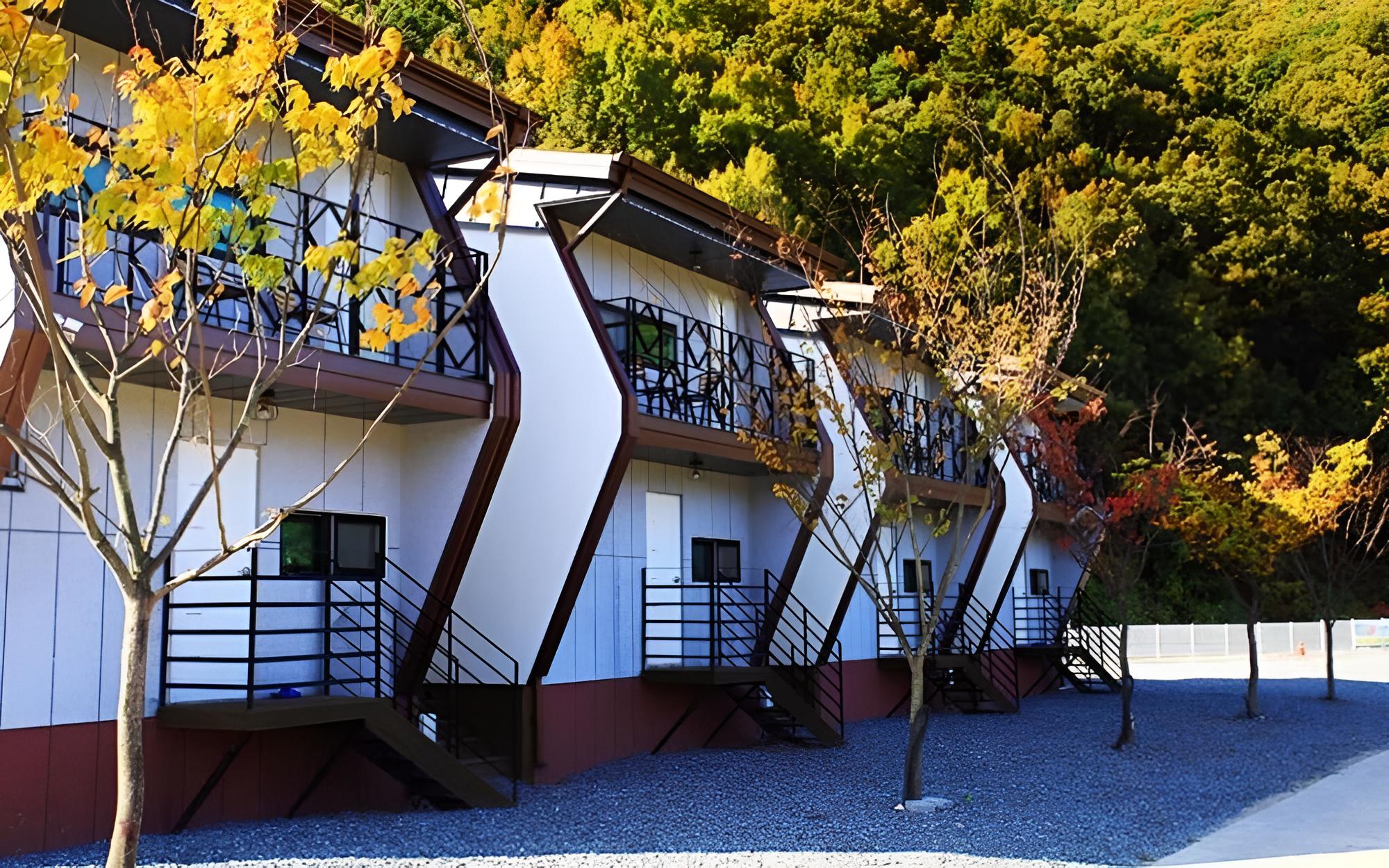 Nonsan Byeolbinmaru Pension view 5