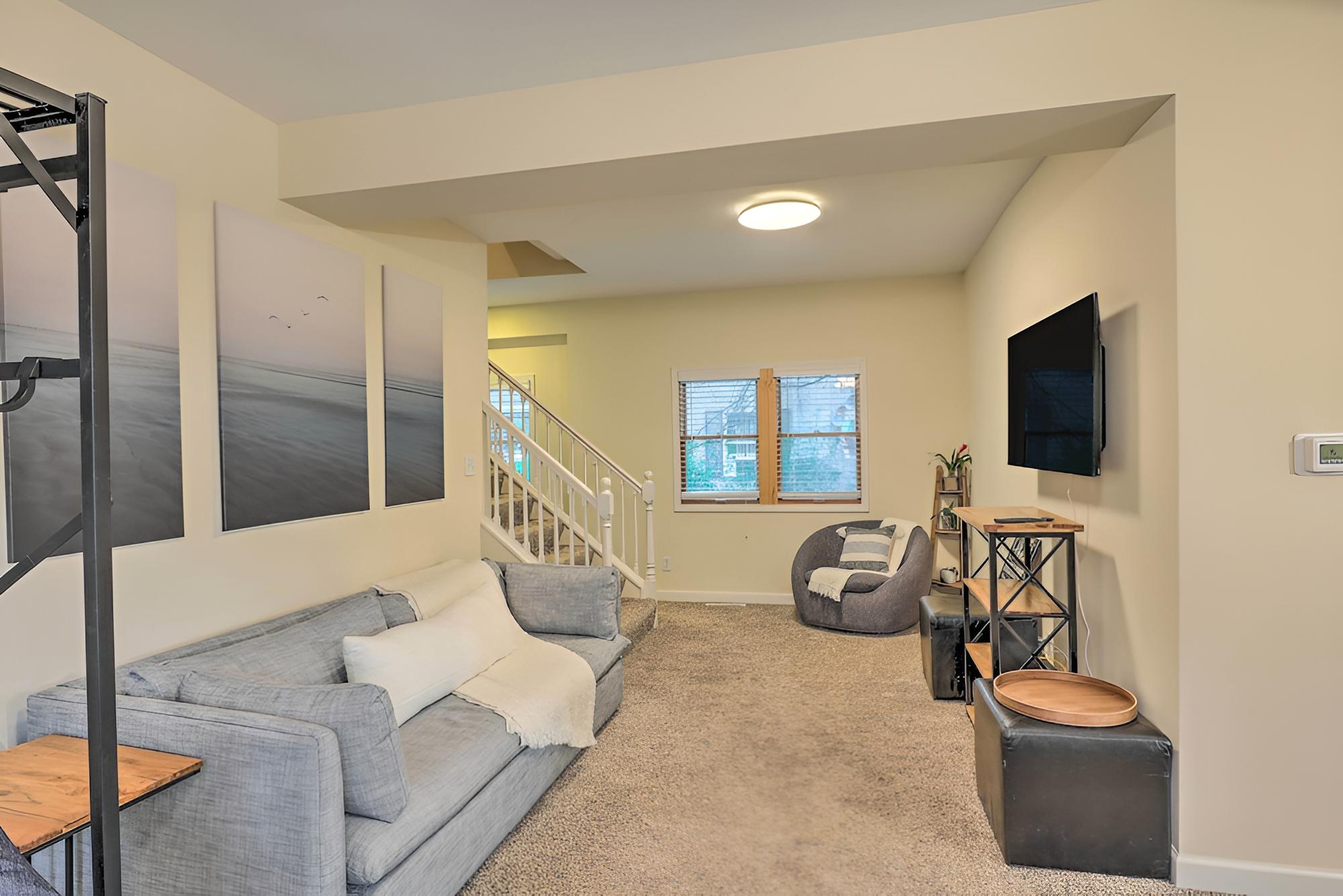 Renovated Lake Geneva Home Near Dtwn + Beach!