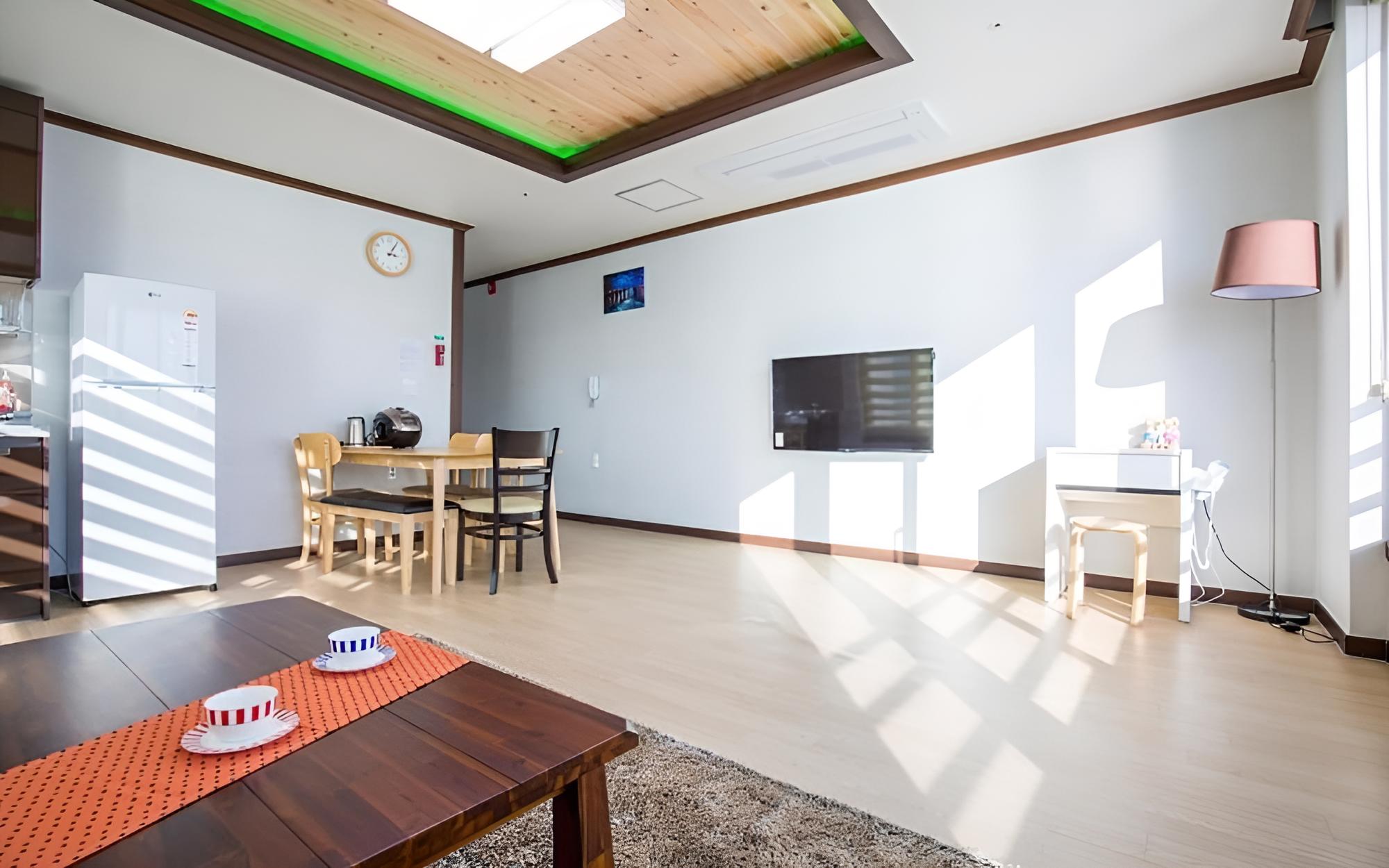 Yeosu Sun Beach Pension
