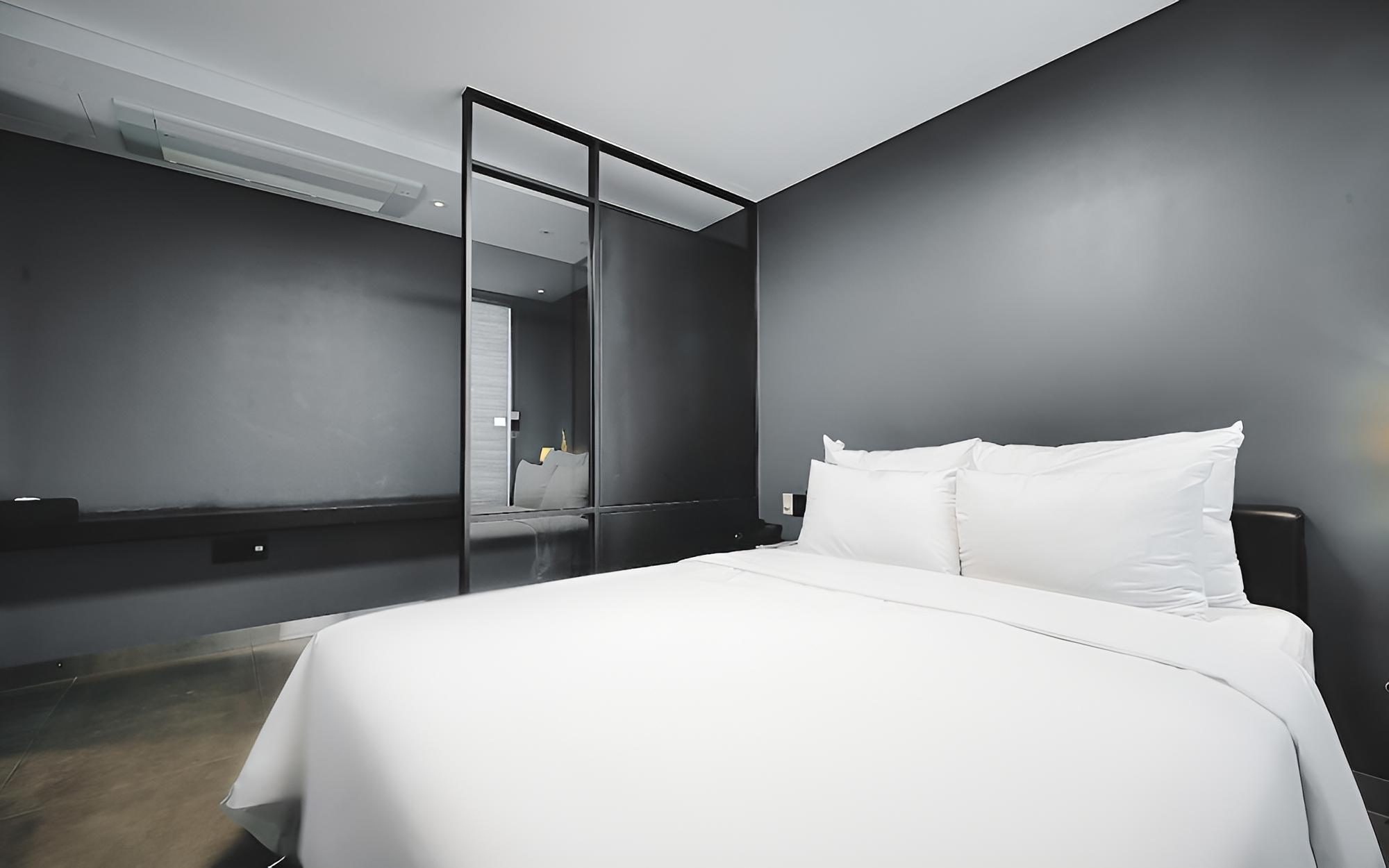 Gwangyang Harbor Bridge Hotel