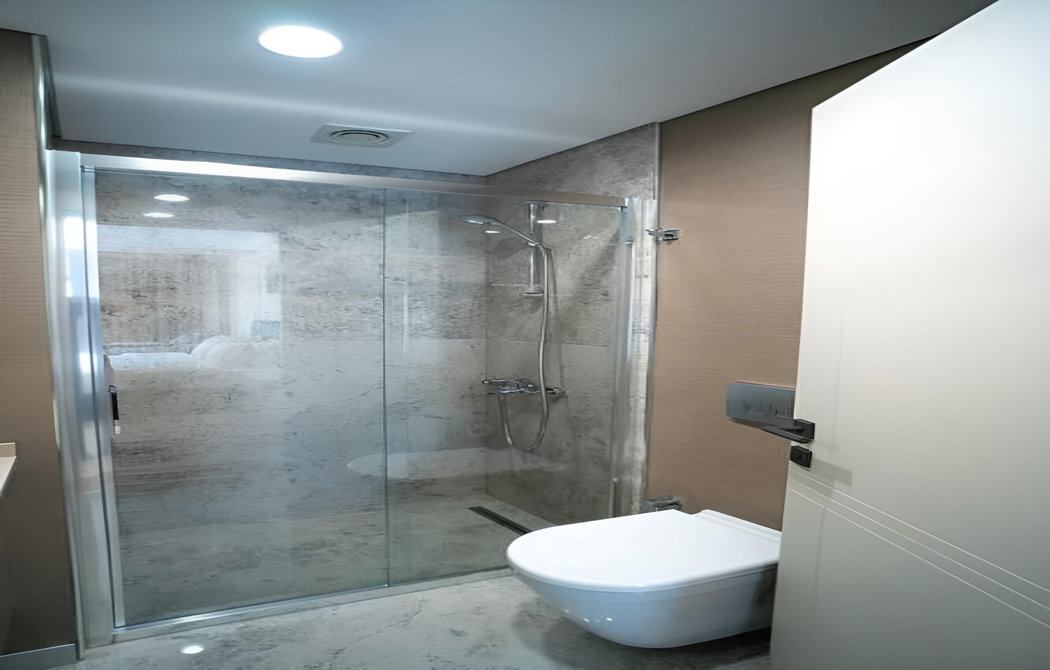 3 B Luxury Apt Near Arena Park AVM