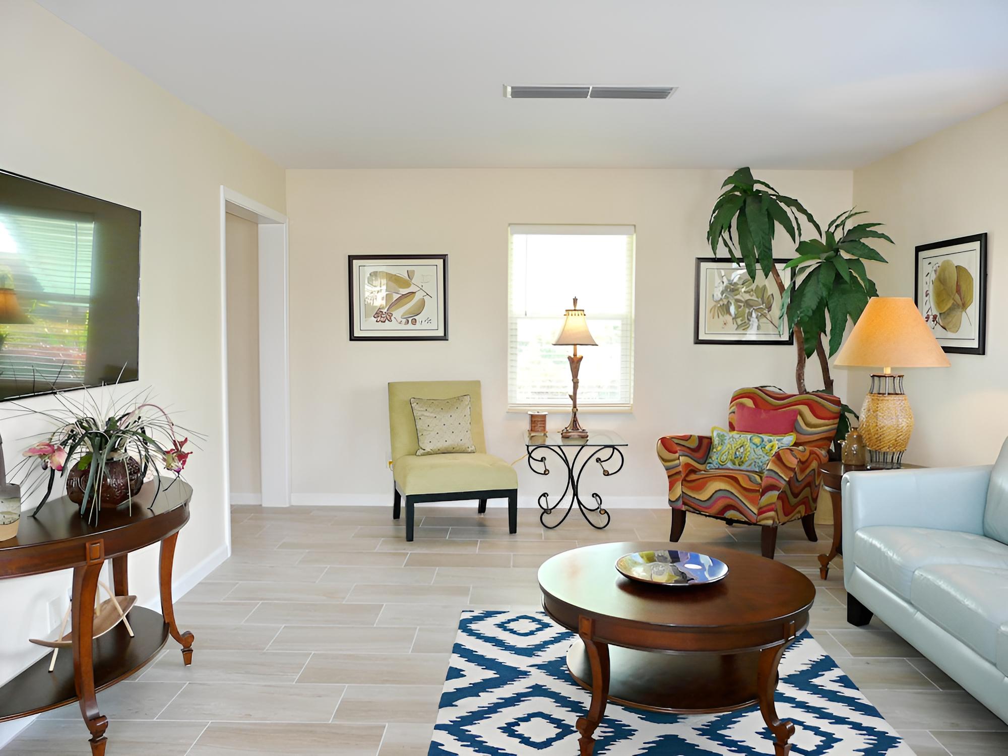 819 Chestnut Court view 3