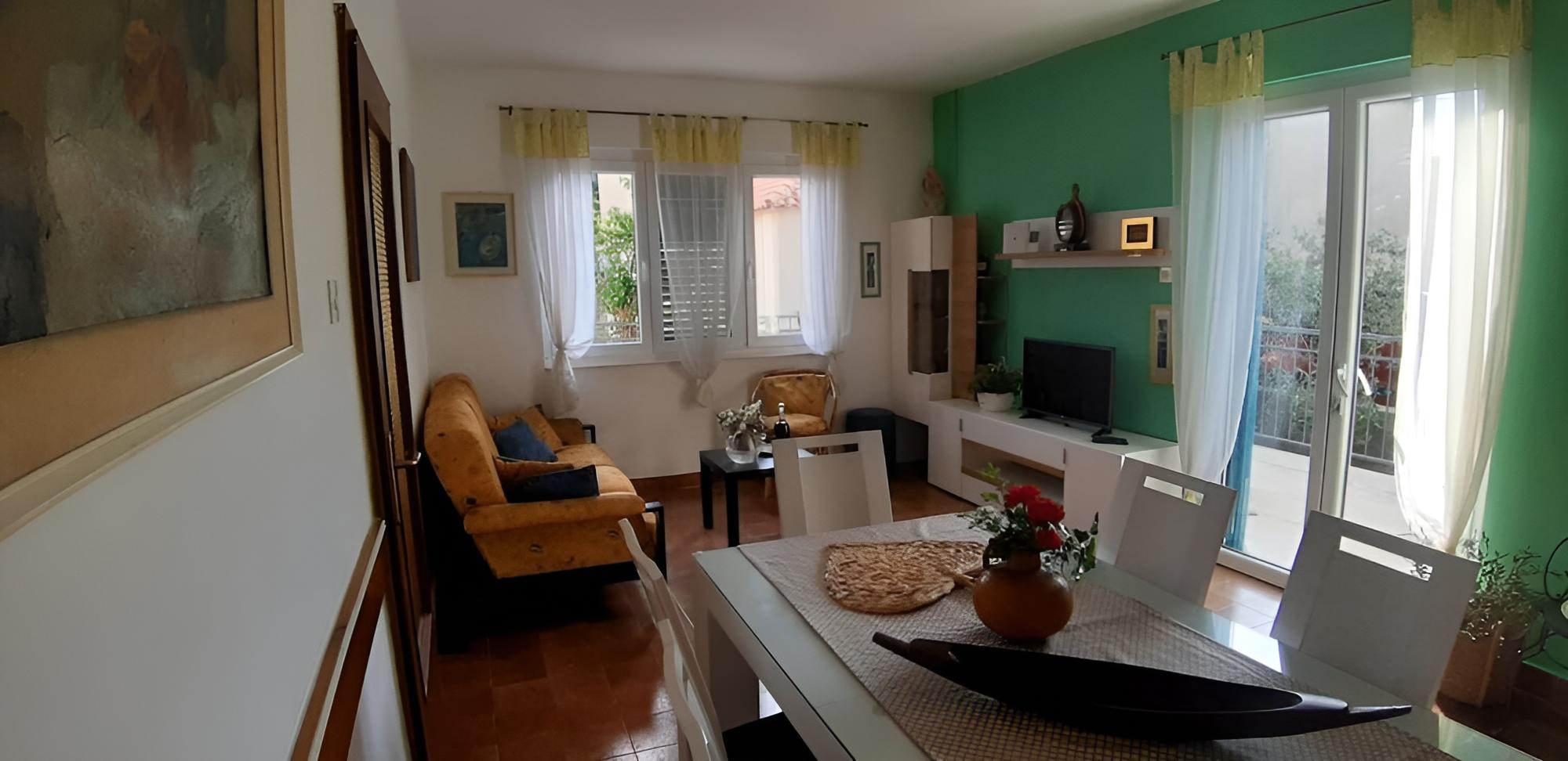 Jaroje - 80m From the Beach With Parking - H