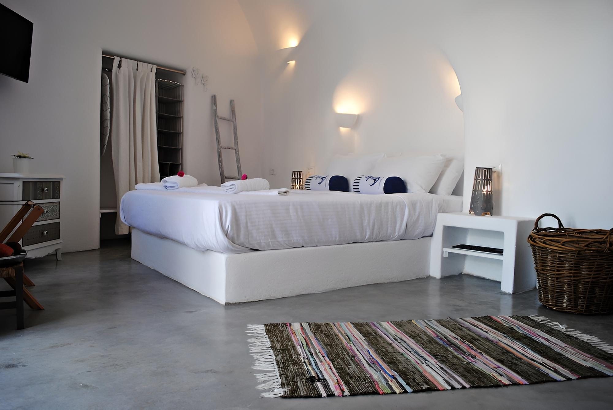 Naftilos Houses