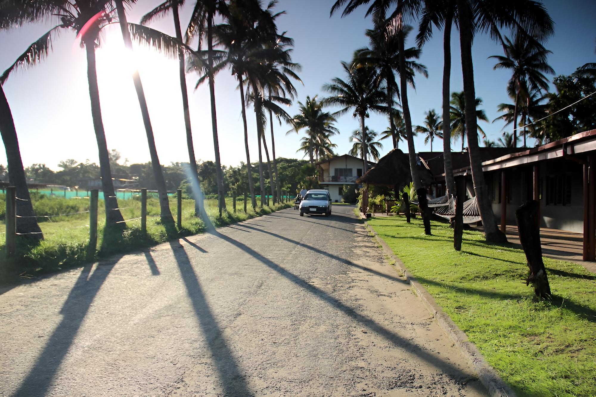 Travellers Beach Resort - Hostel