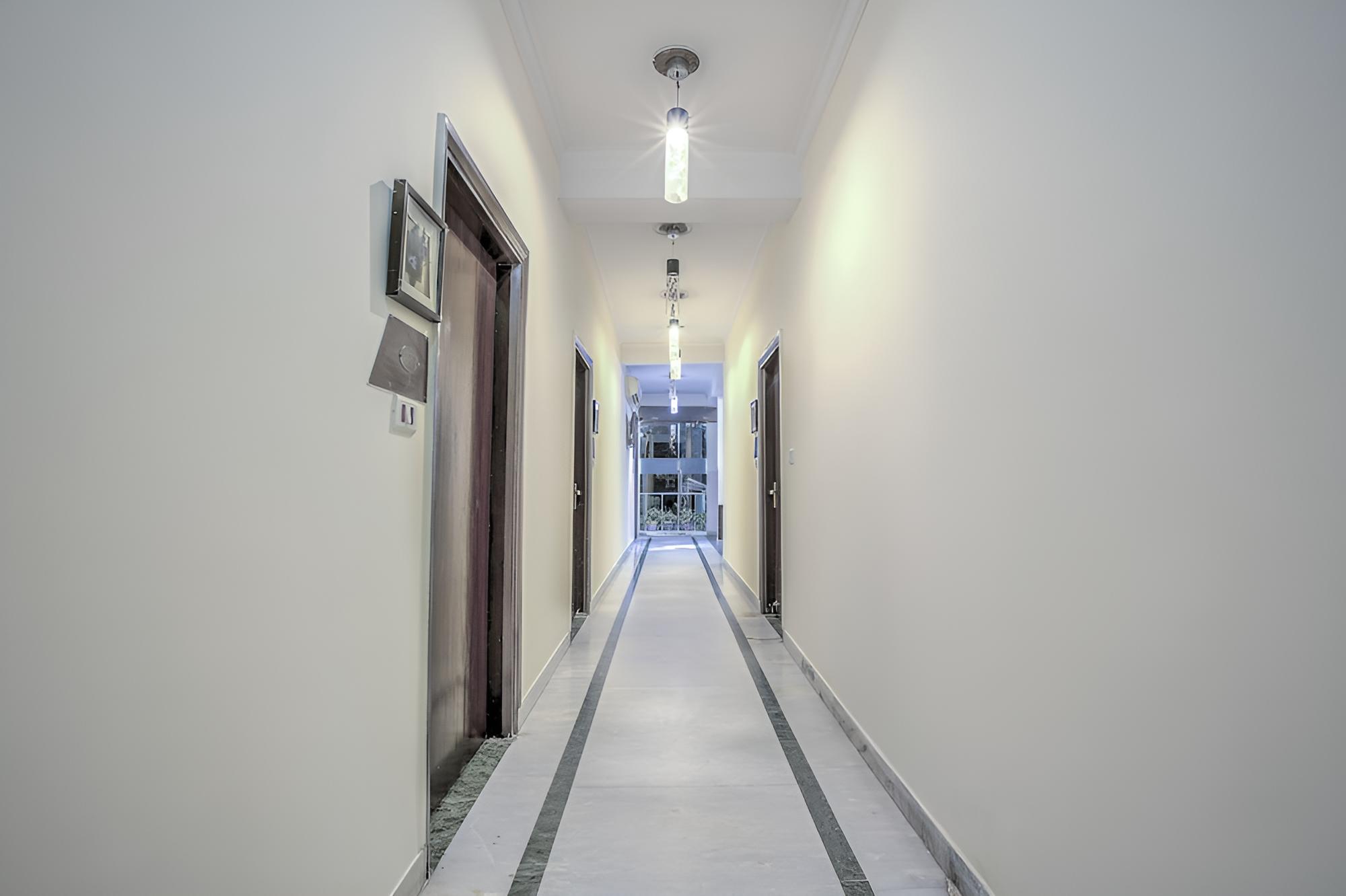 Treebo Trip Casa Cyber DLF phase 3