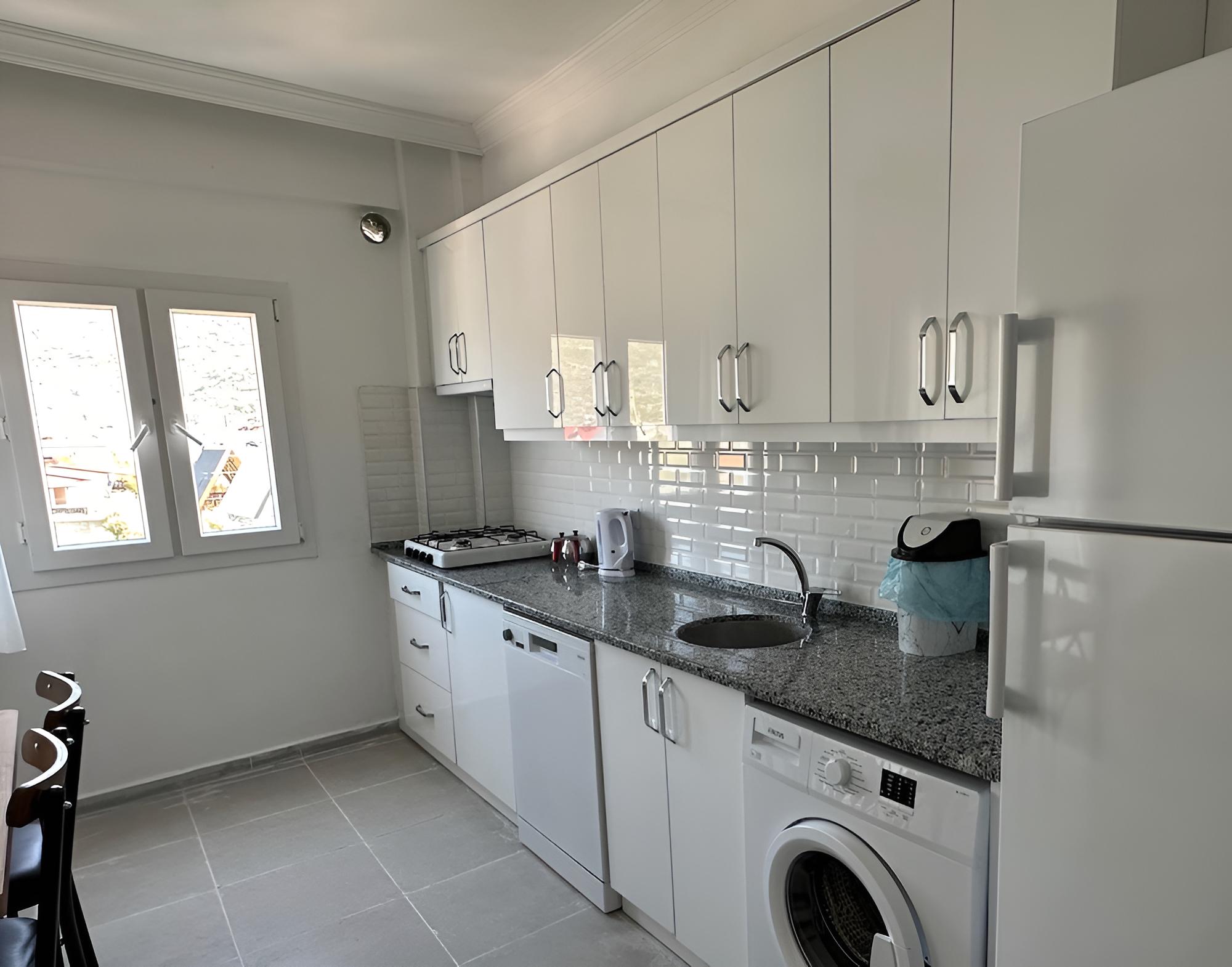 Newton Apart Fethiye