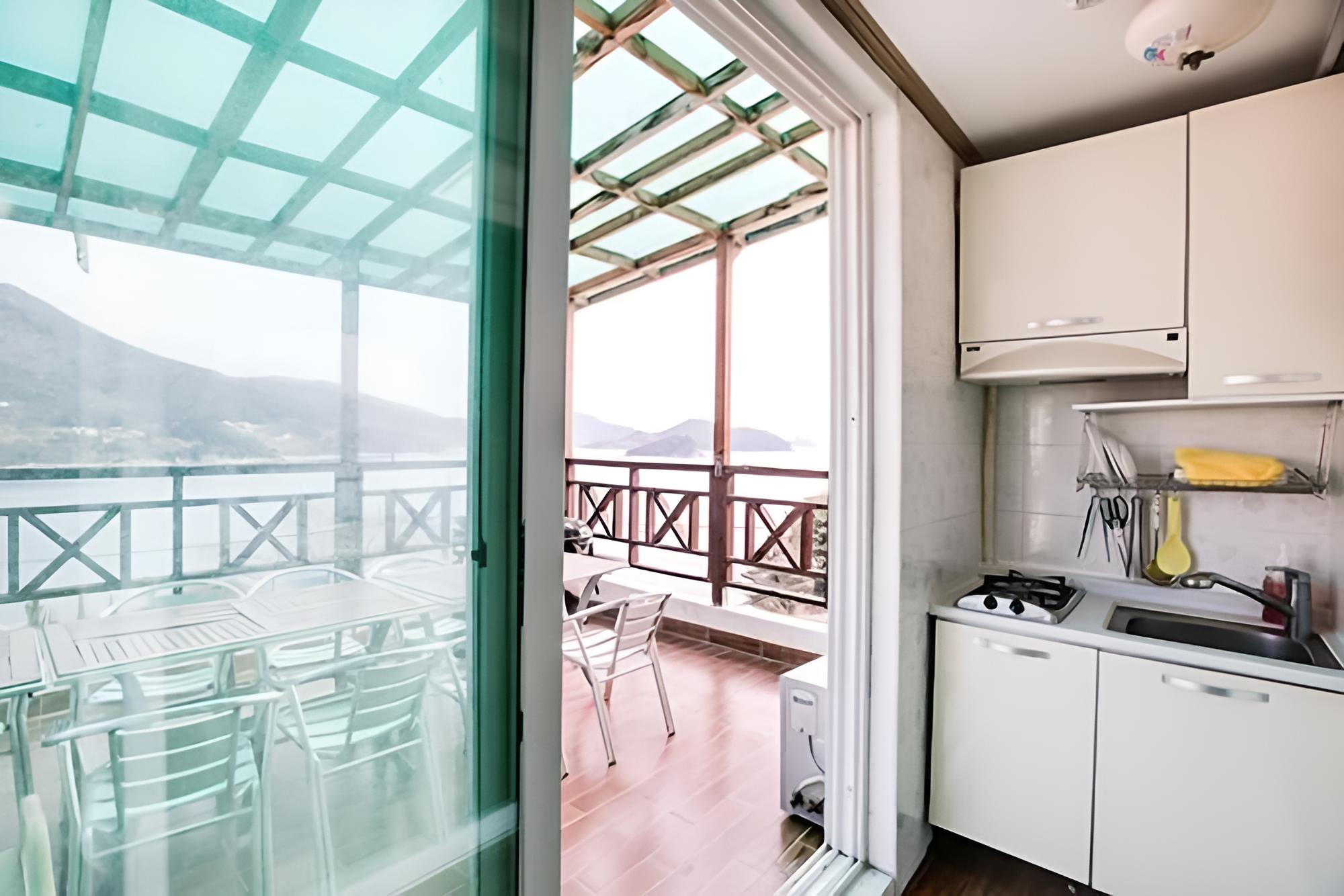 Geojedo Hana Pension