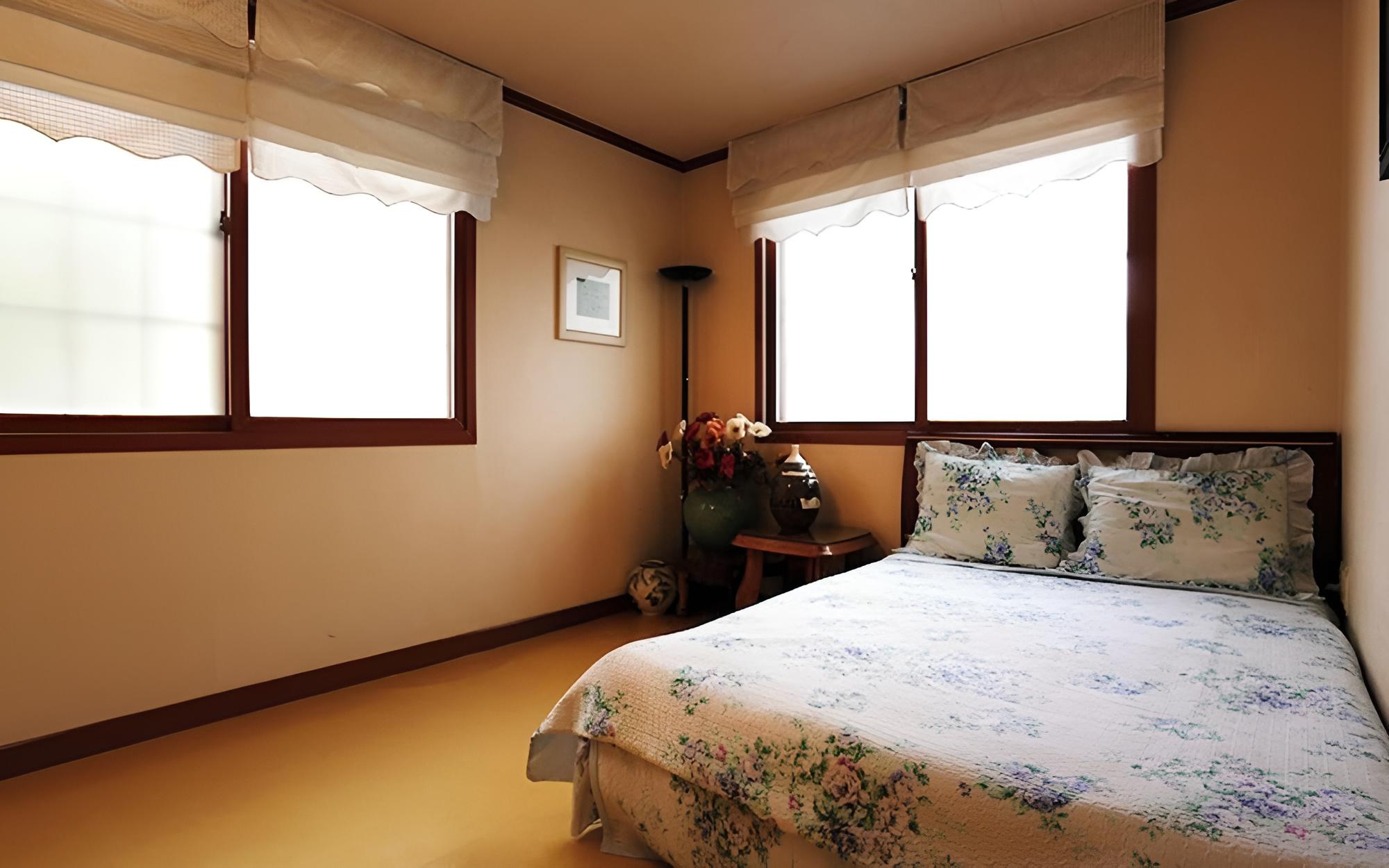 Yeoju White House Pension