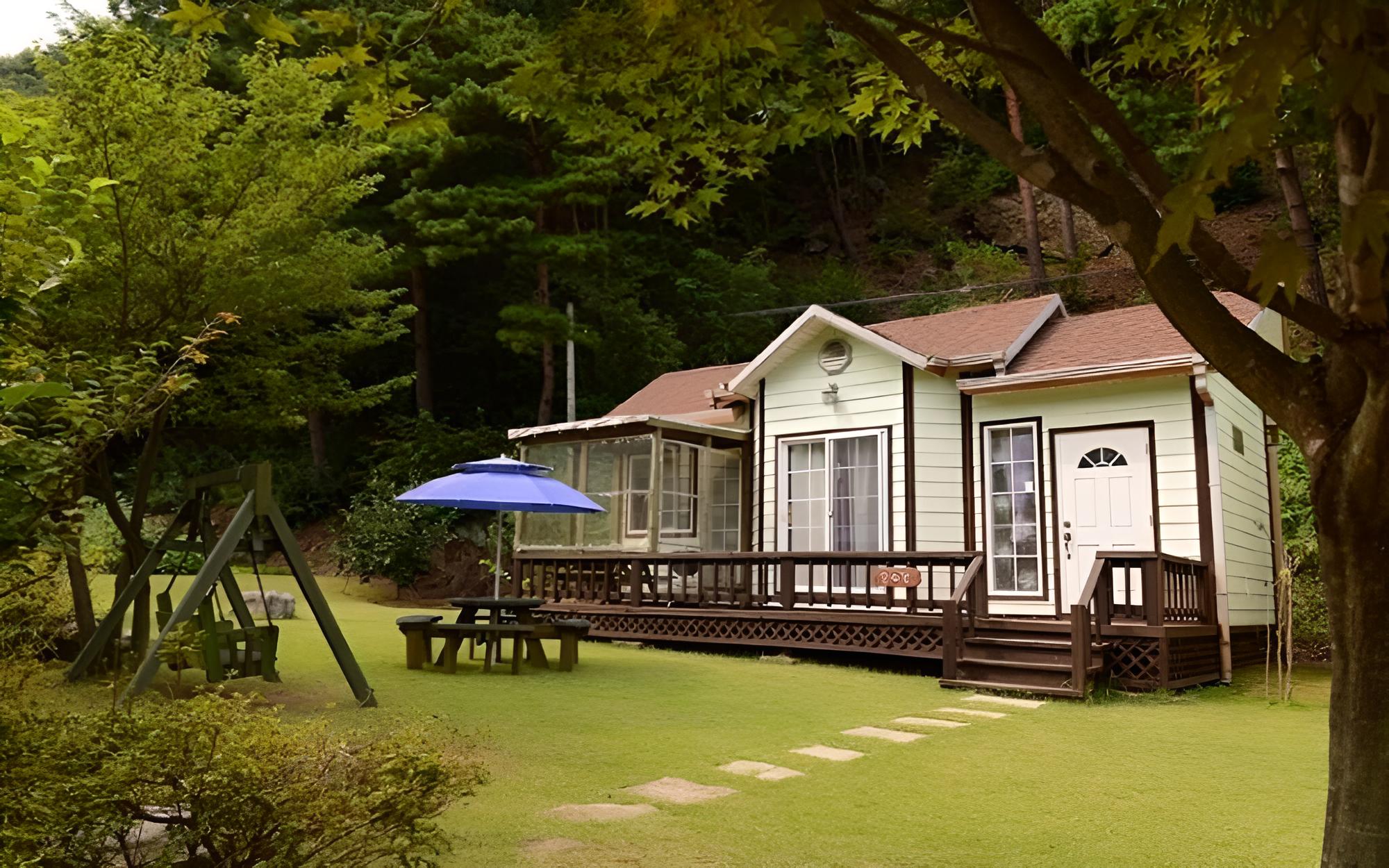 Yangyang Sigol Punggyeong Pension view 3