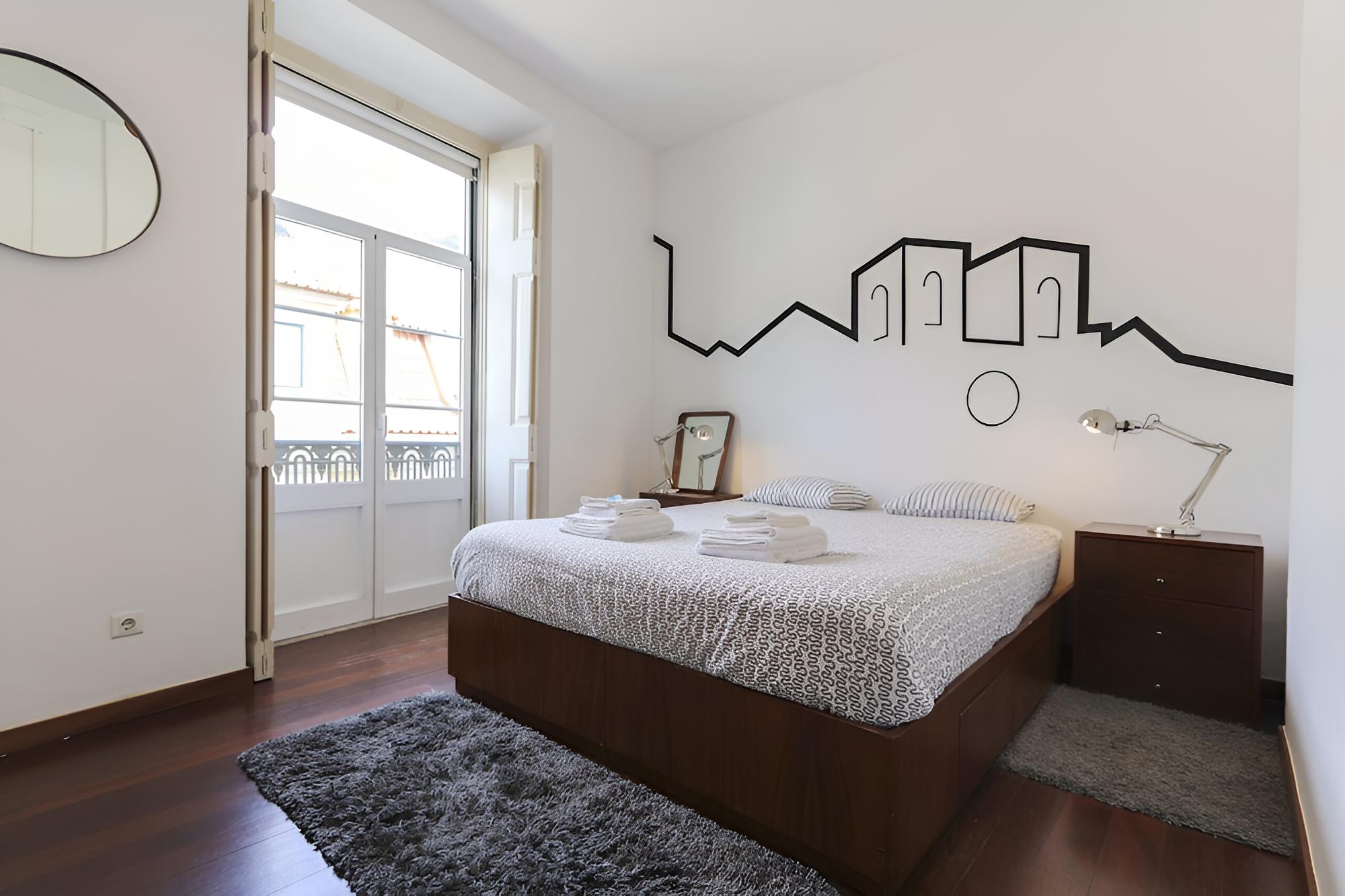 Downtown Delight by Homing