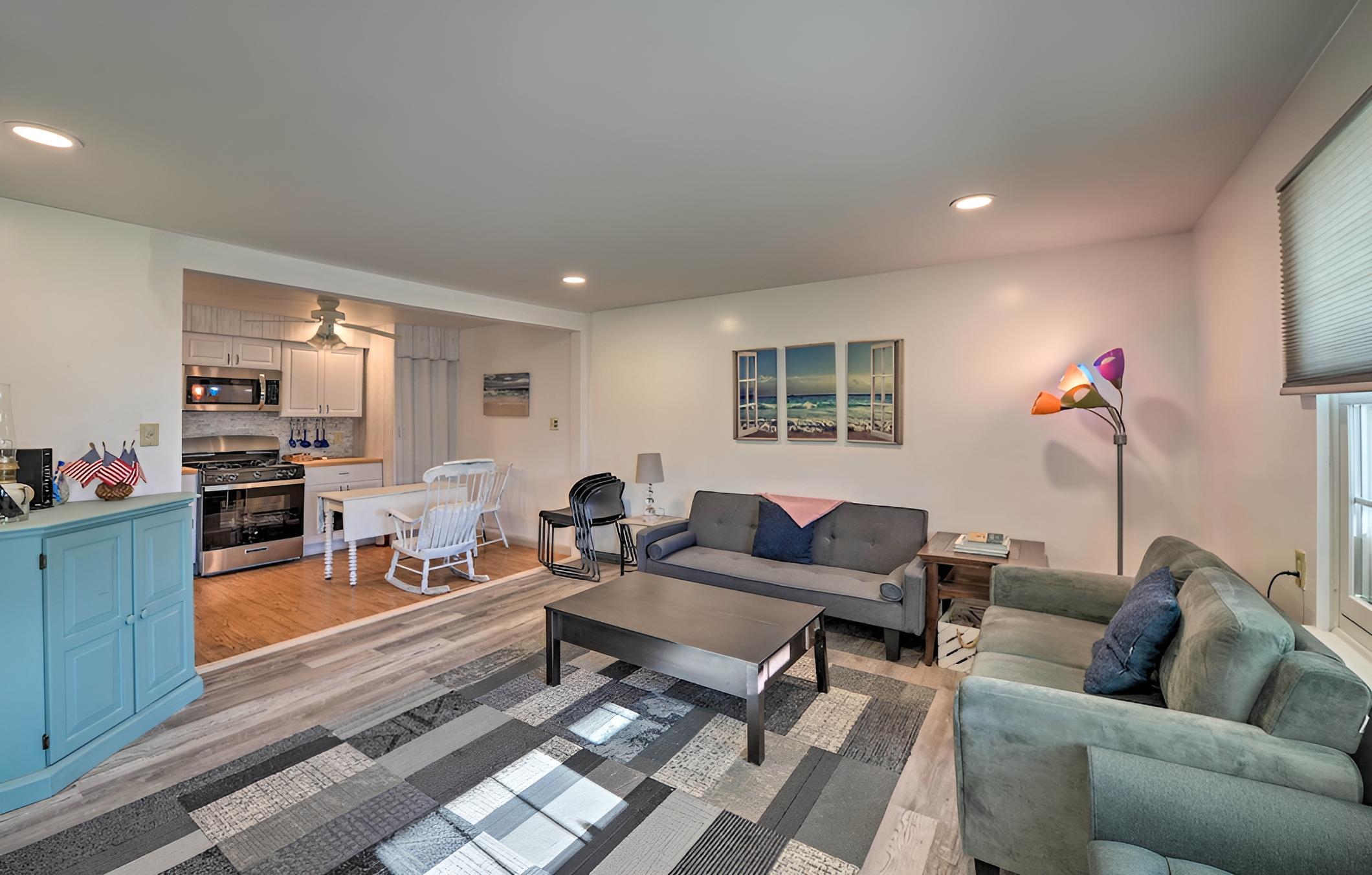 Cozy Cape May Escape Near Beaches & Golfing!