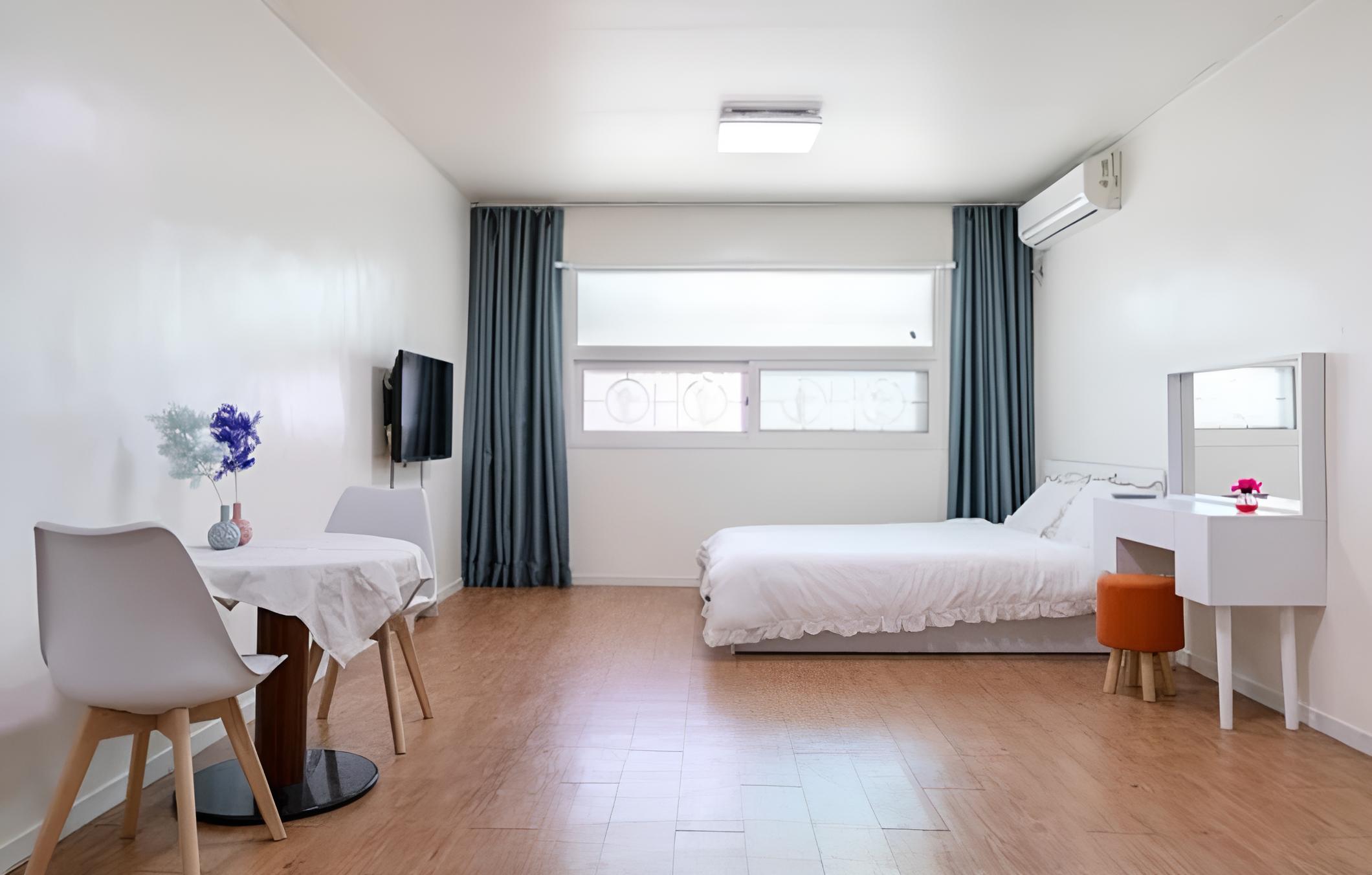 Eulwangri Bide 302 Pension