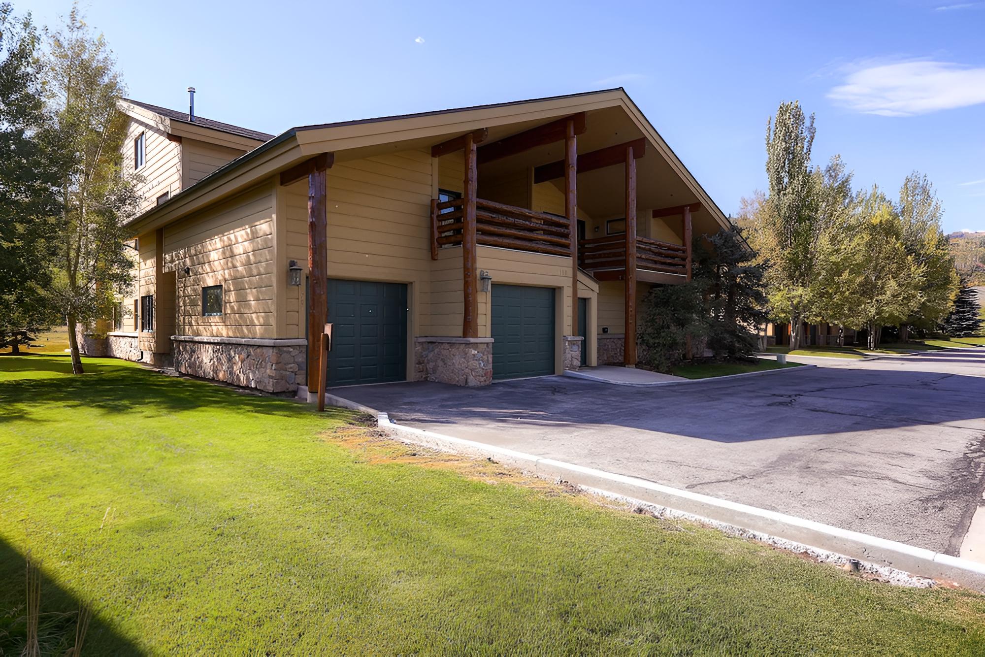 Bristlecone Condominiums by Vacasa