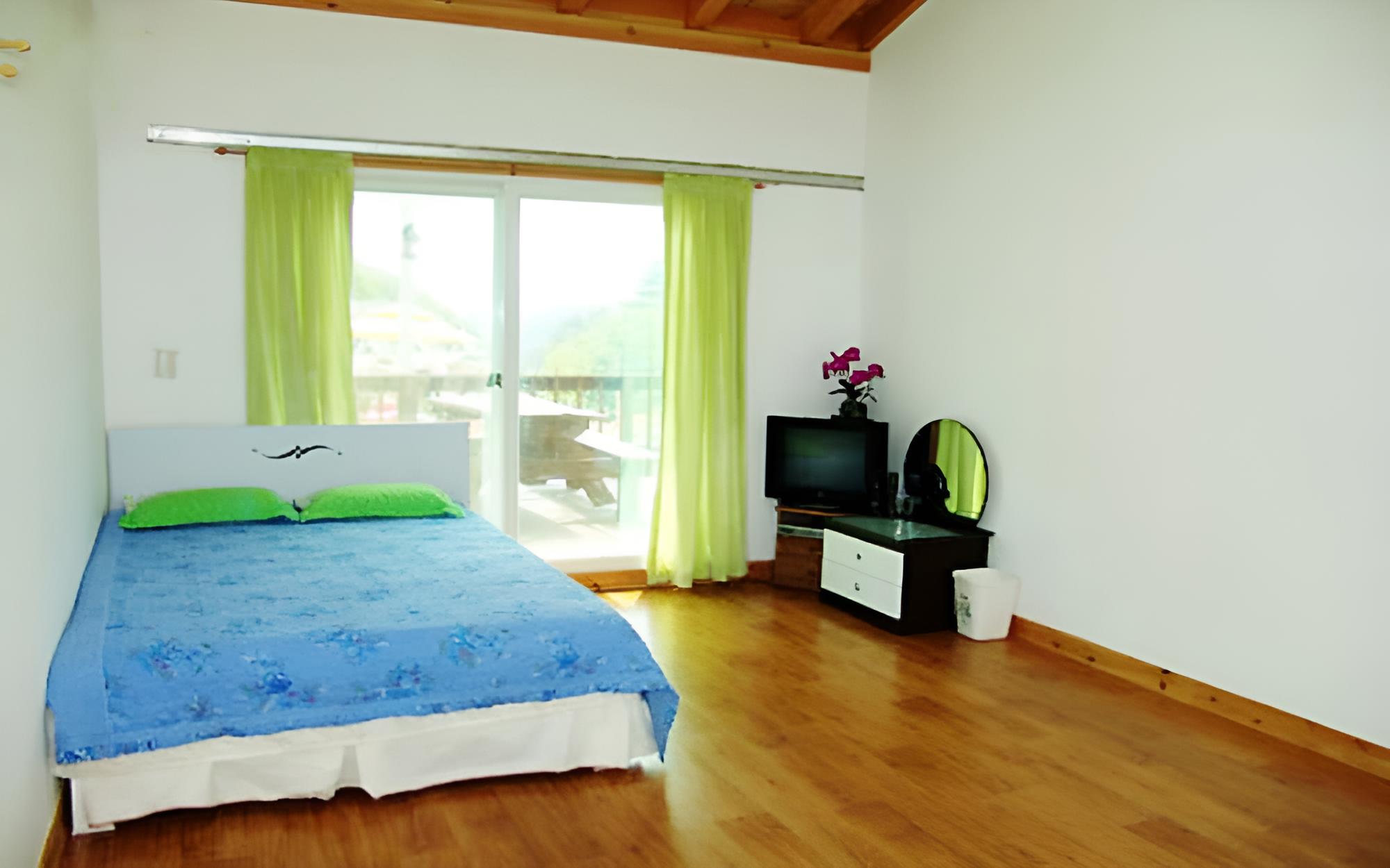 Gangneung Sanyacheon Pension