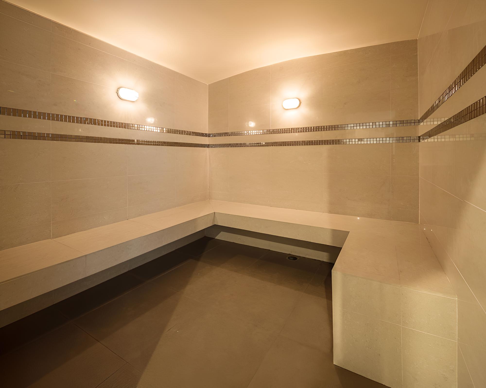 The Tepp Aparthotel