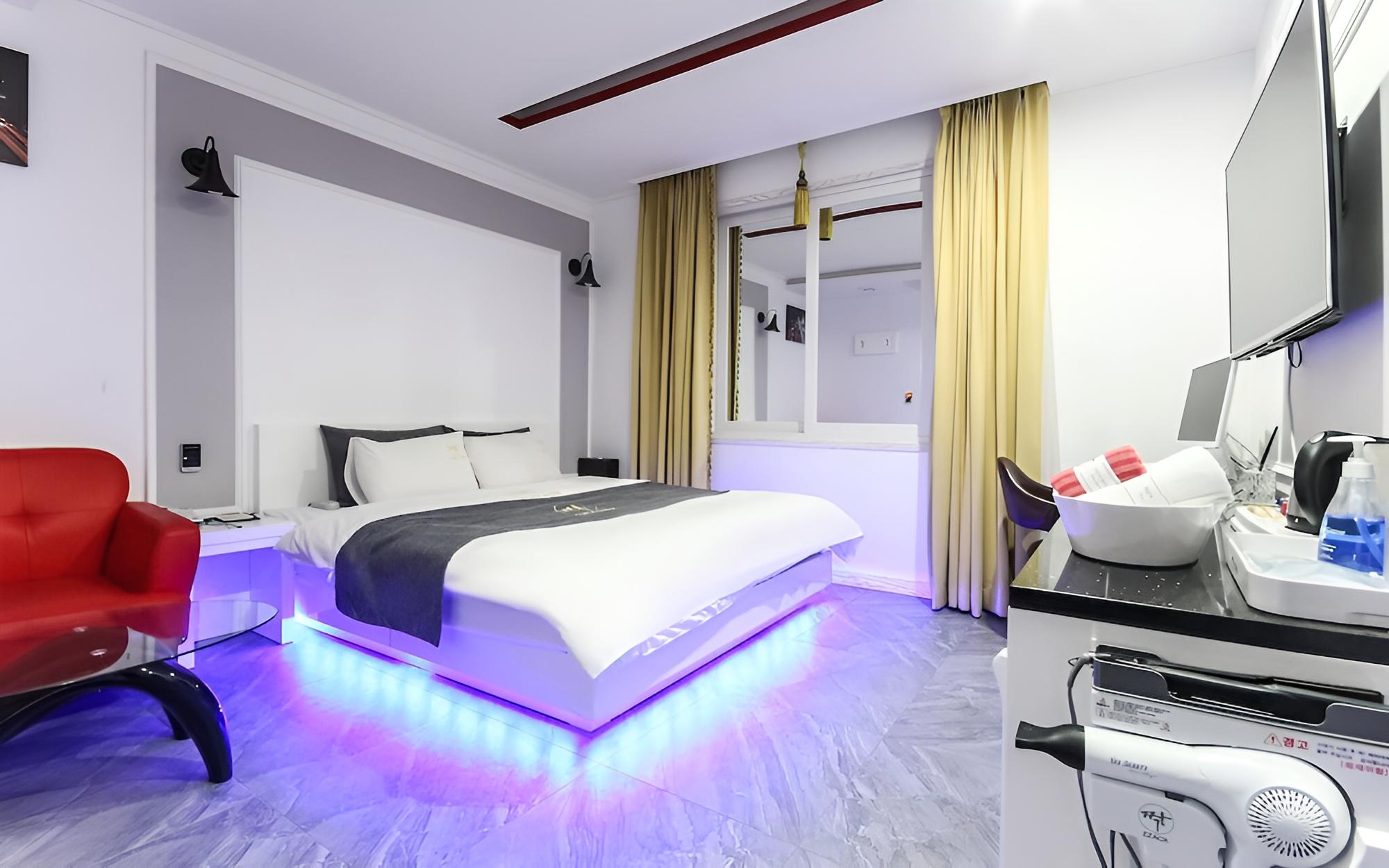 Muan Jjak Motel