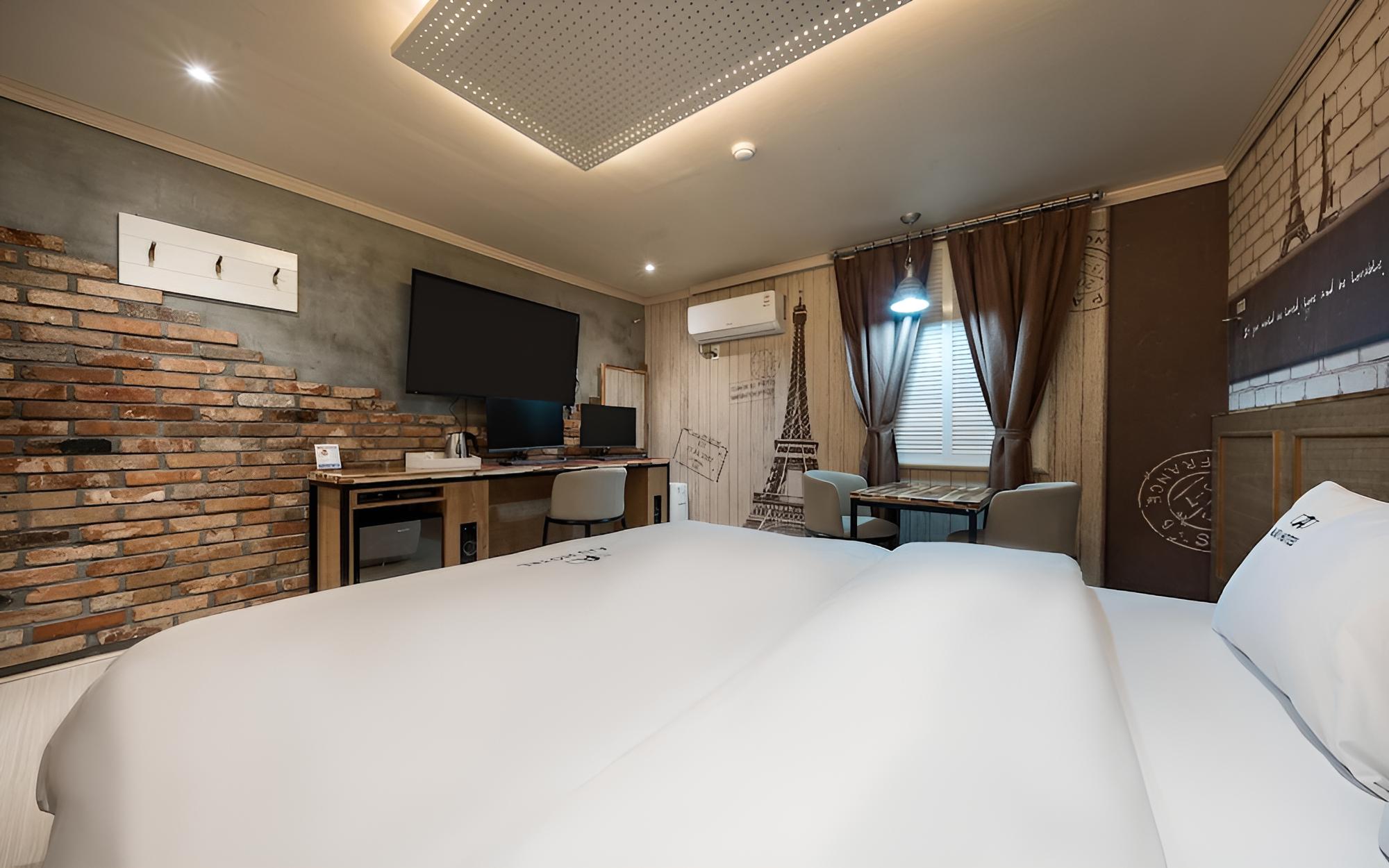 Ansan AJU Hotel