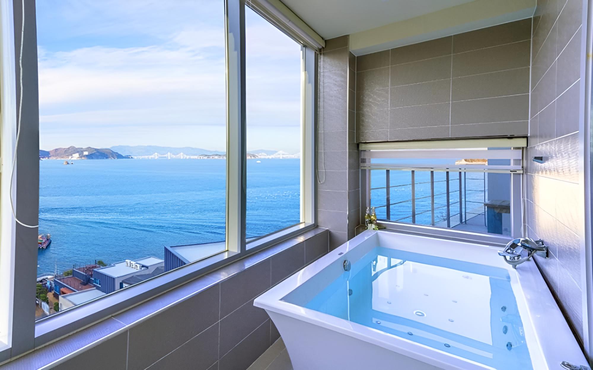 Geoje Island House Pension