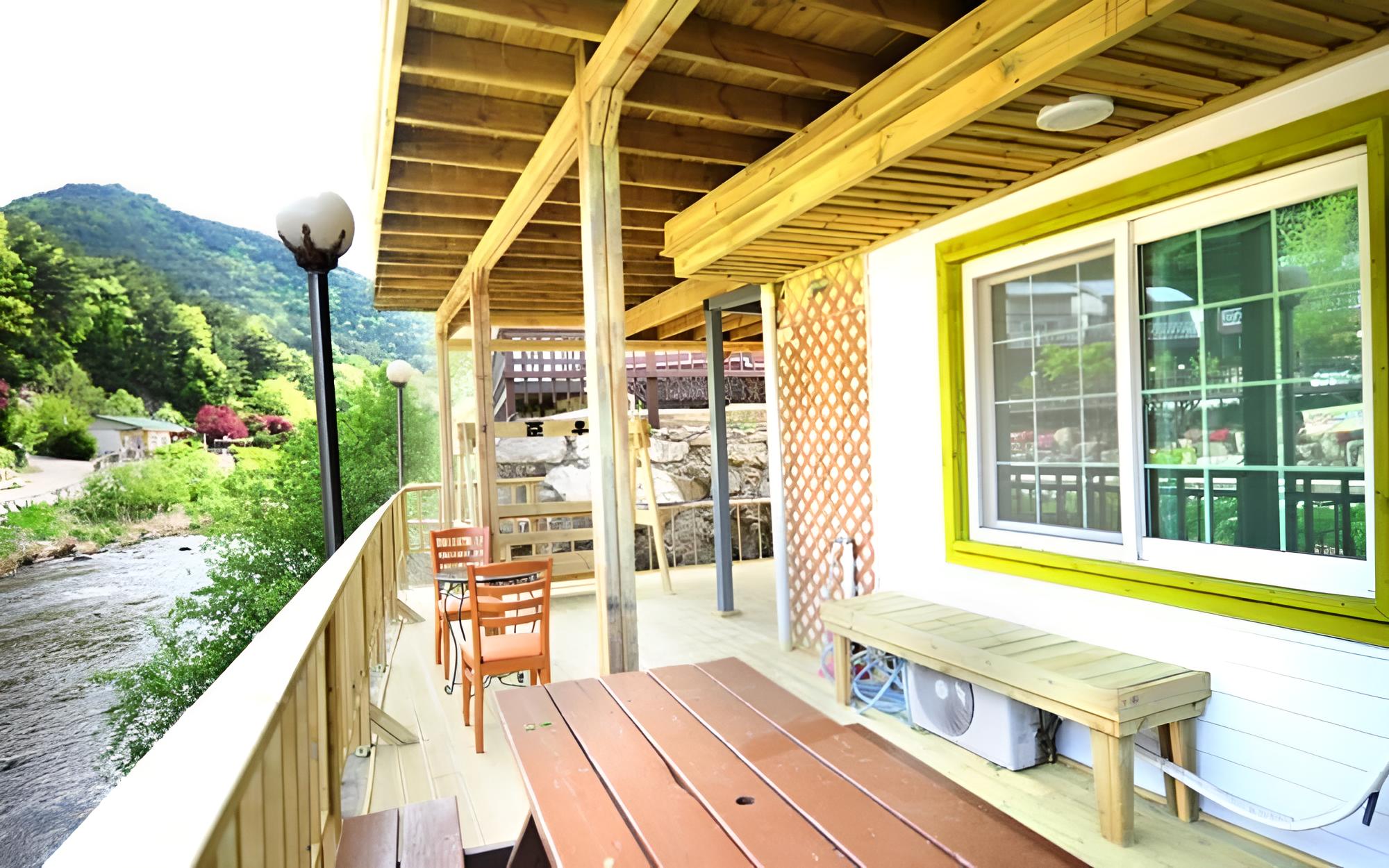 Photo 23