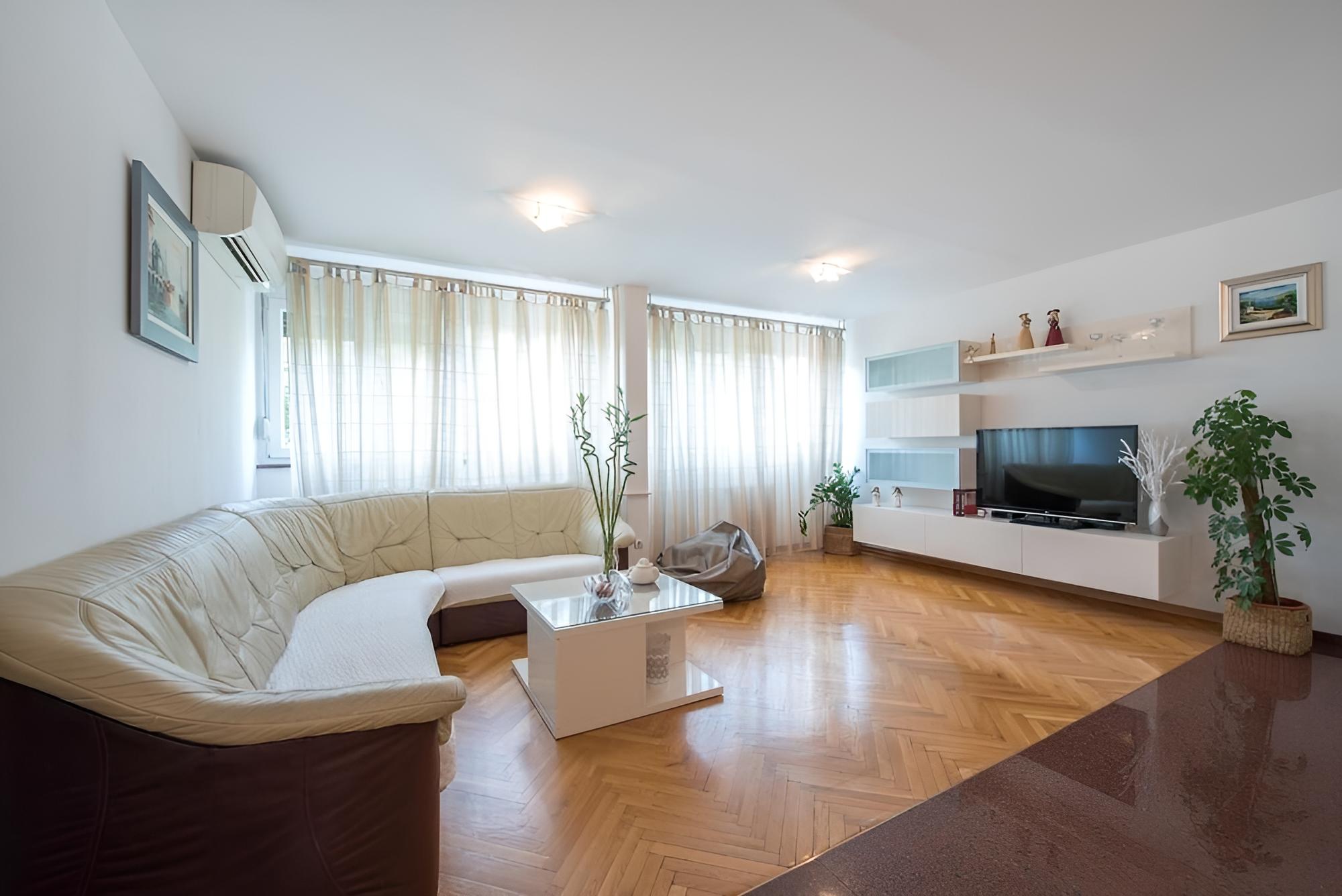 Snjeza - Spacious & Comfortable - A1 photo 4