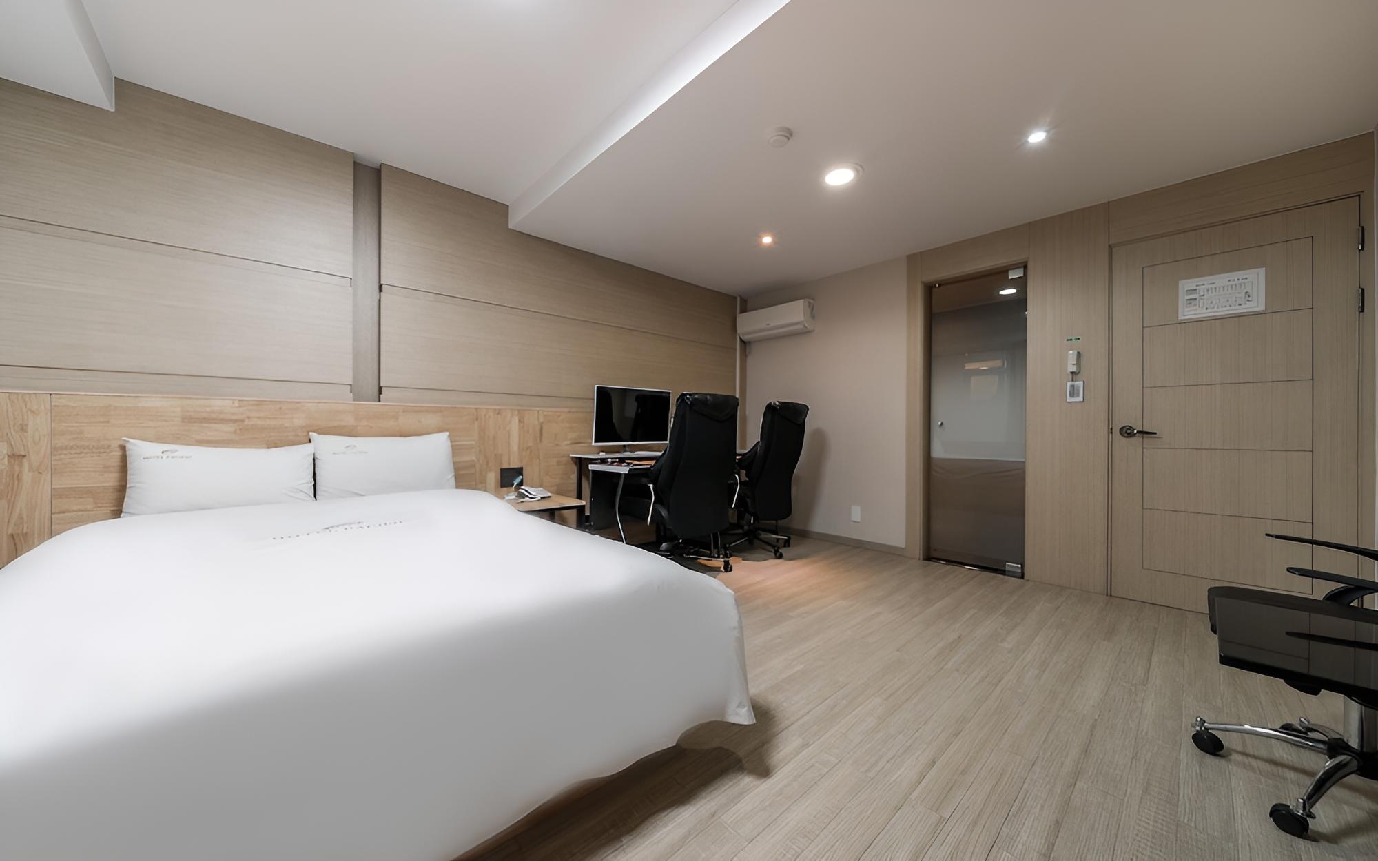 Suwon Hotel Pacific 37