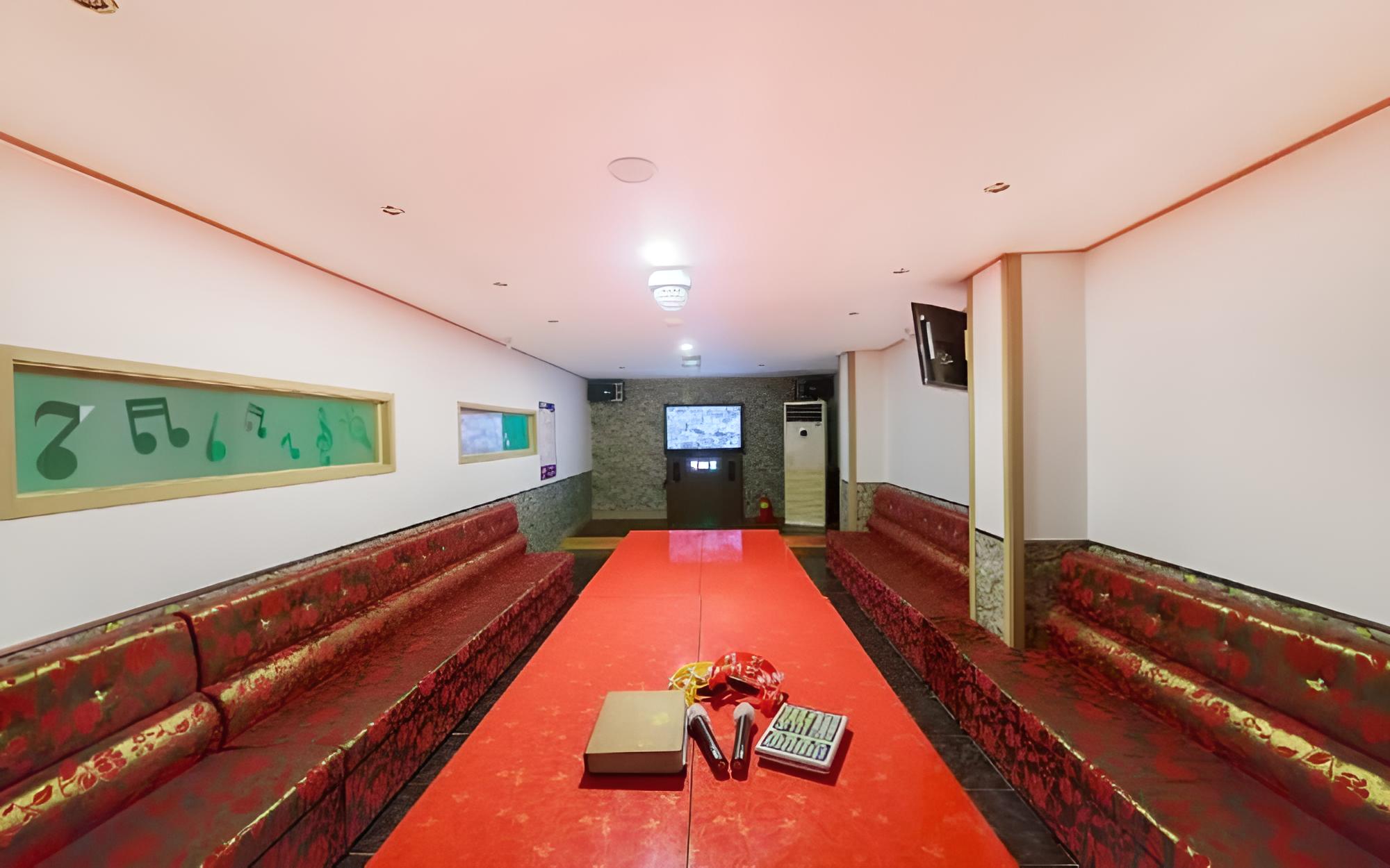 Goseong Ayajin Beach Pension