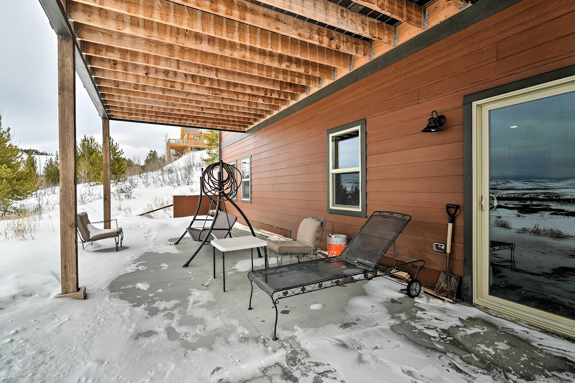 Majestic Granby Home w/ Hot Tub, Deck & Views!